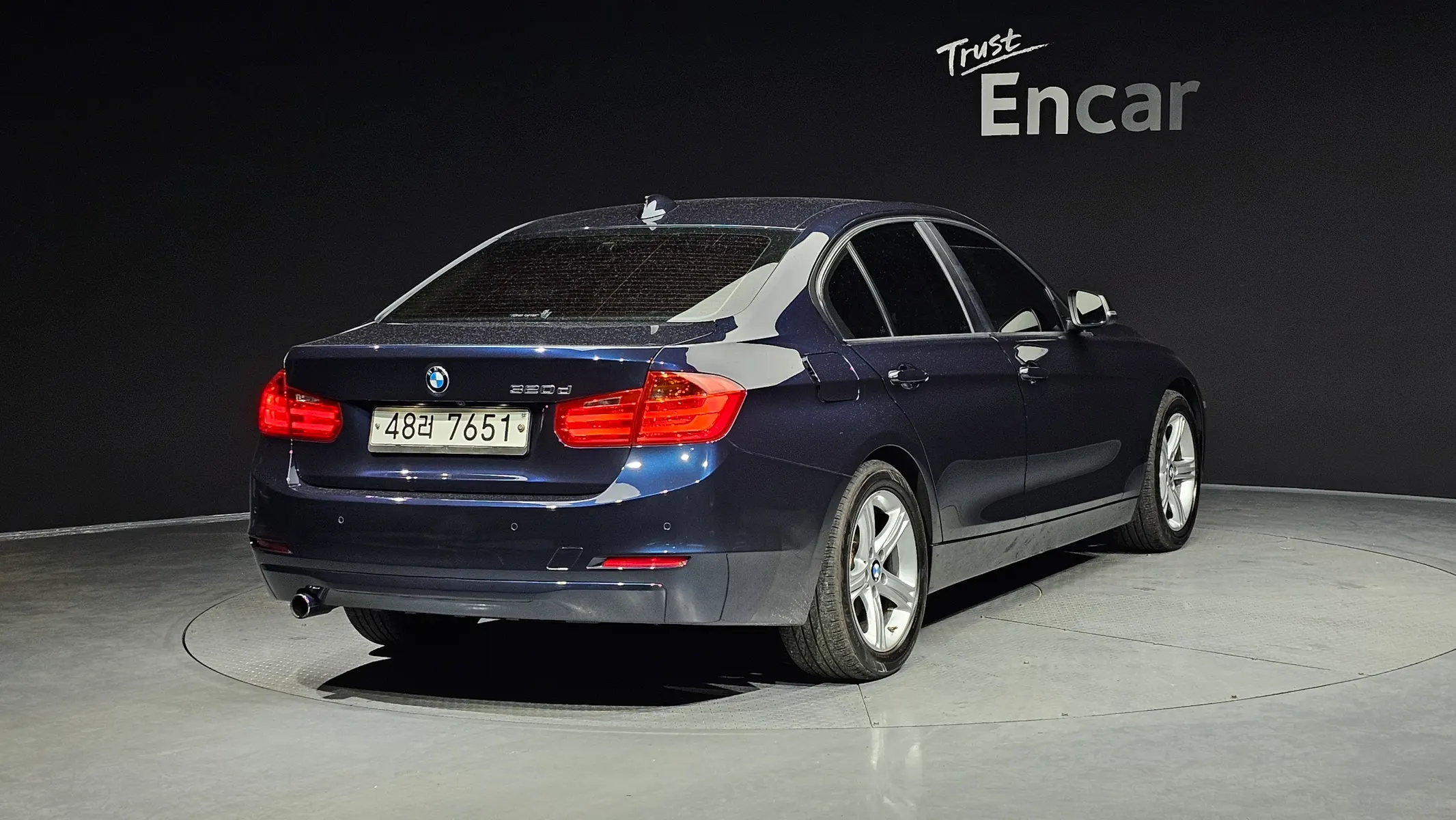 BMW 3 Series (F30) 320d 2015 2/21