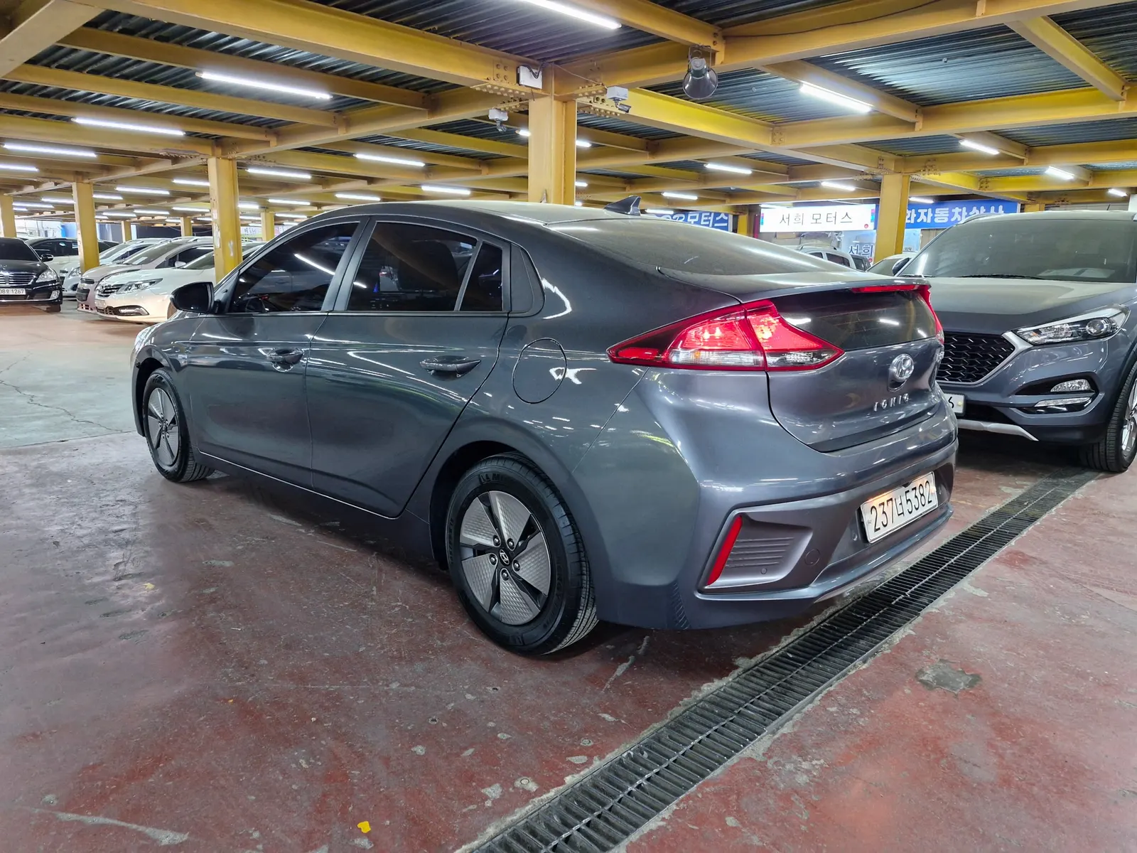 Hyundai 아이오닉 하이브리드 1.6 HEV 2019 3/5