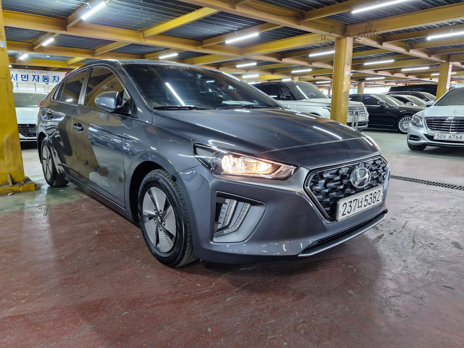 Hyundai 아이오닉 하이브리드 1.6 HEV 2019 2/5