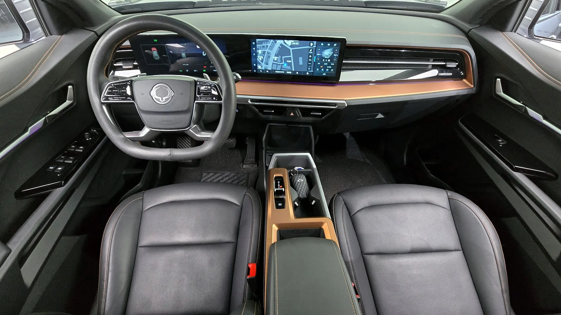 KG Mobility EVX E7 2024 4/5