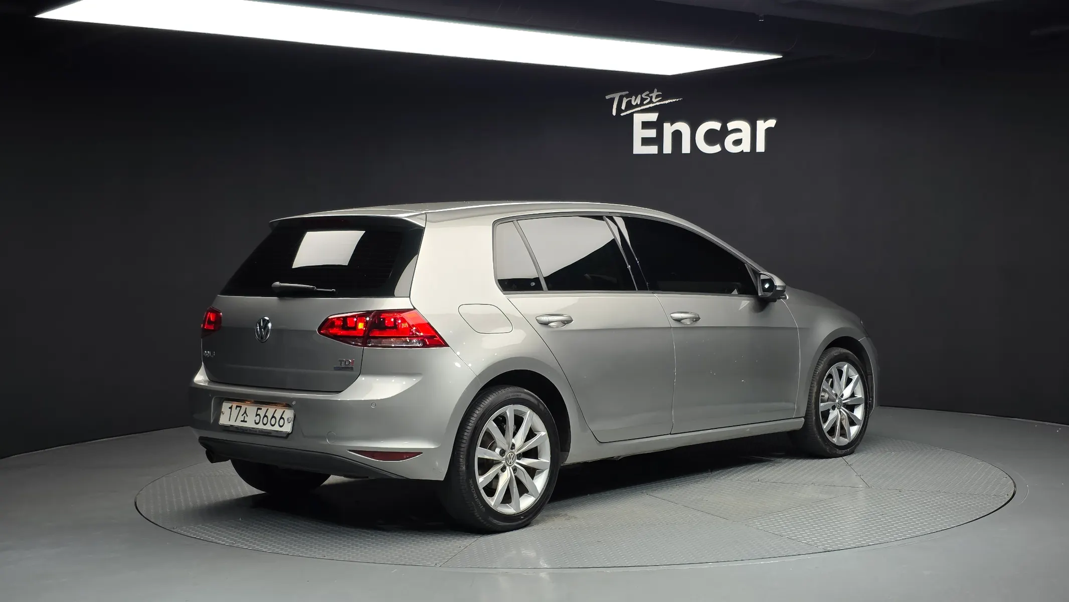 Volkswagen 7 1.6 TDI 2014 2/21