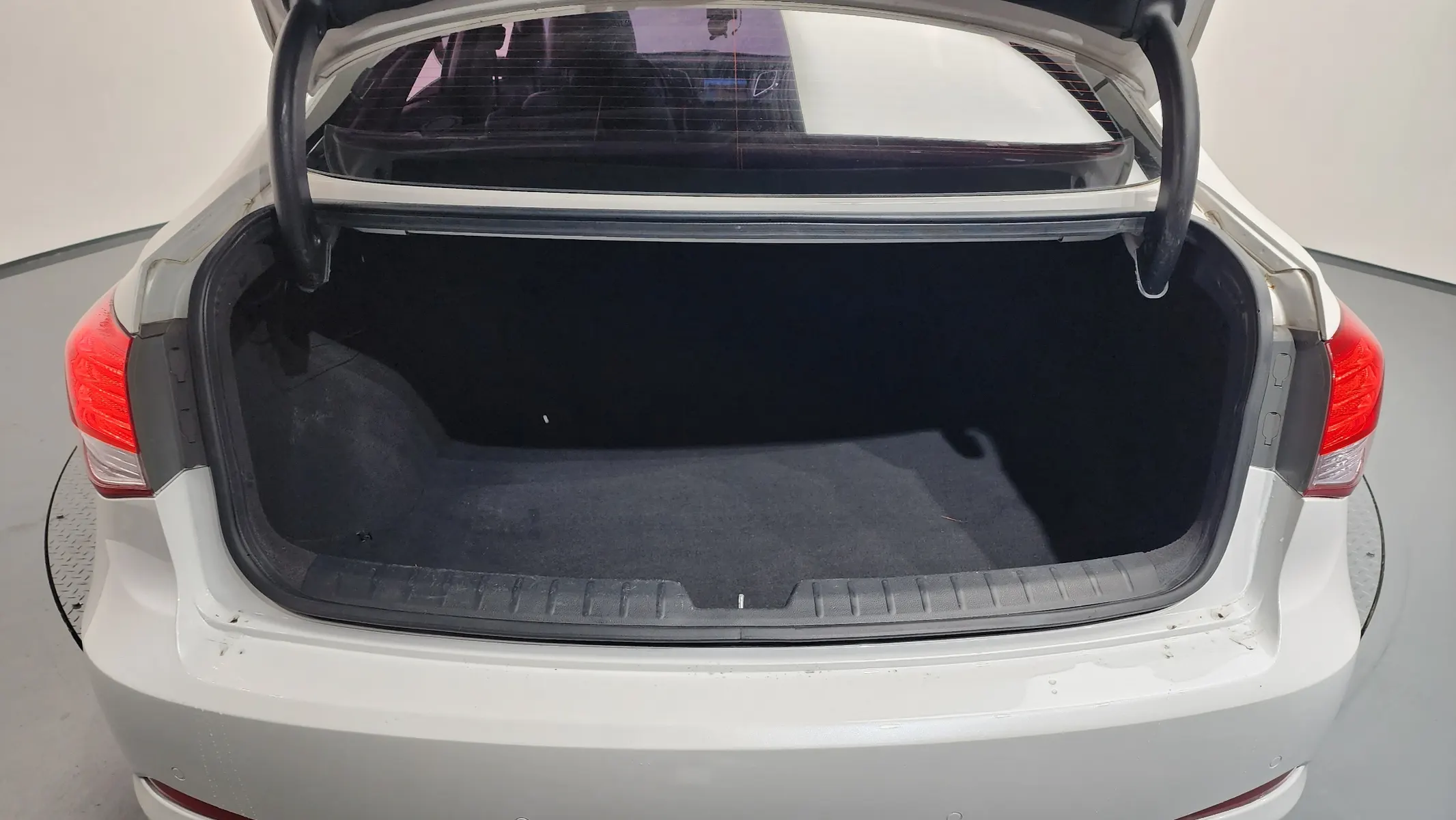 Hyundai i40 1.7 VGT 2014 20/21