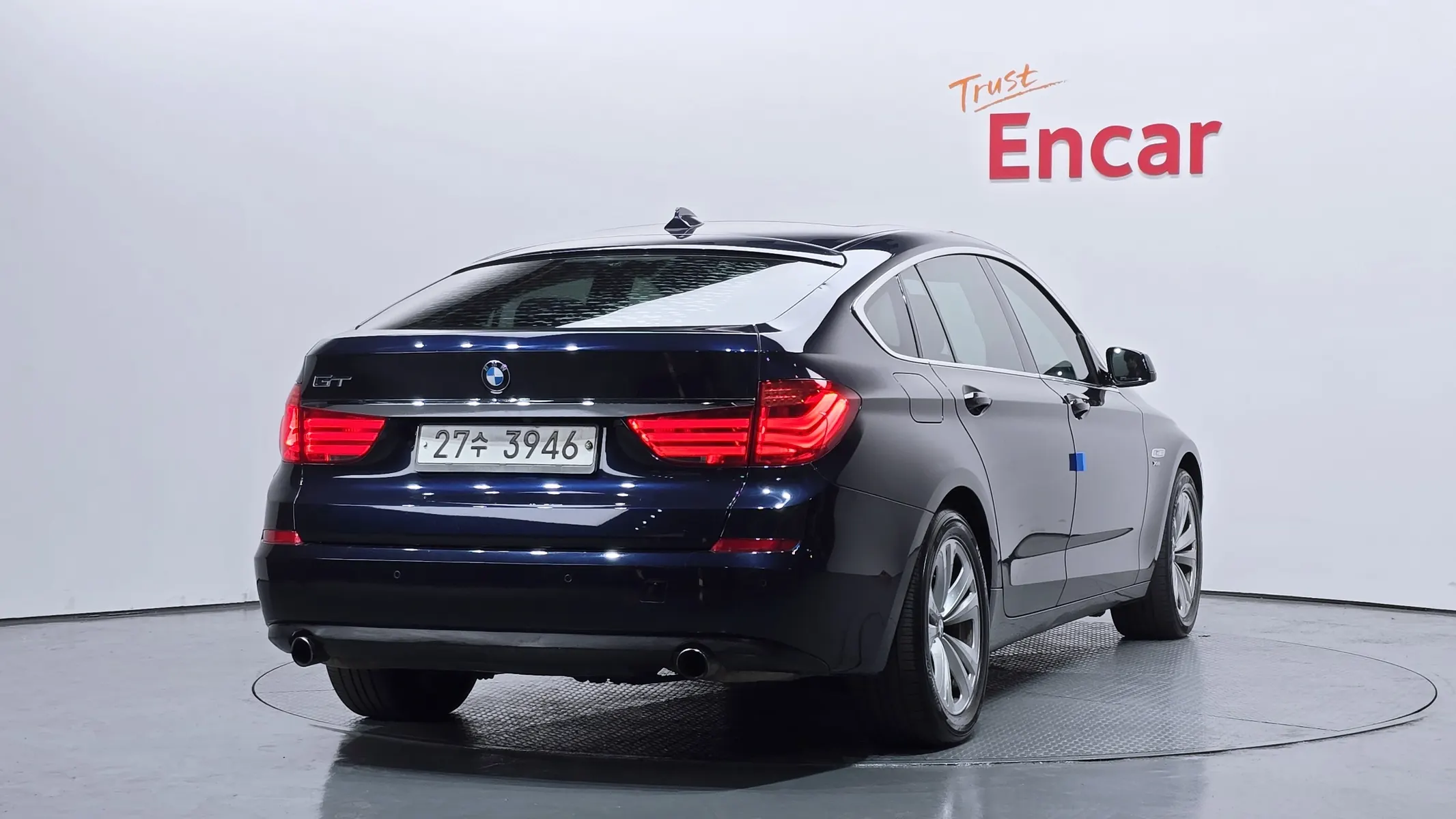 BMW 5 Series GT (F07) GT xDrive 2011 2/21