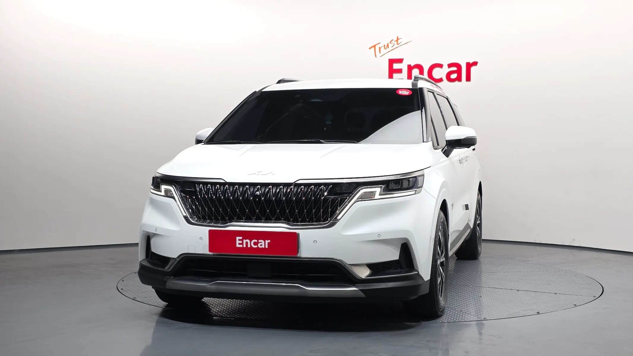 Kia Carnival 9 2022 2/5