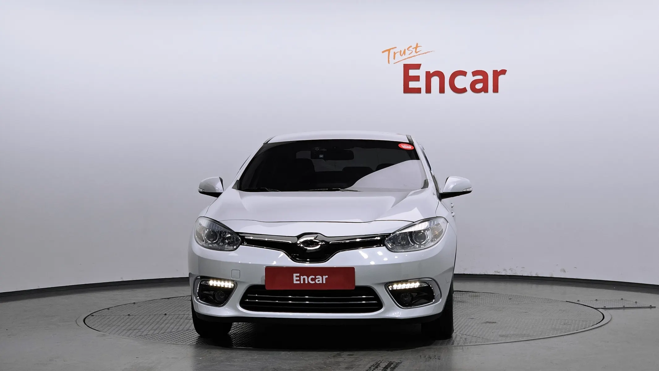 Renault Korea SM3 Z.E. RE 2017 2/5