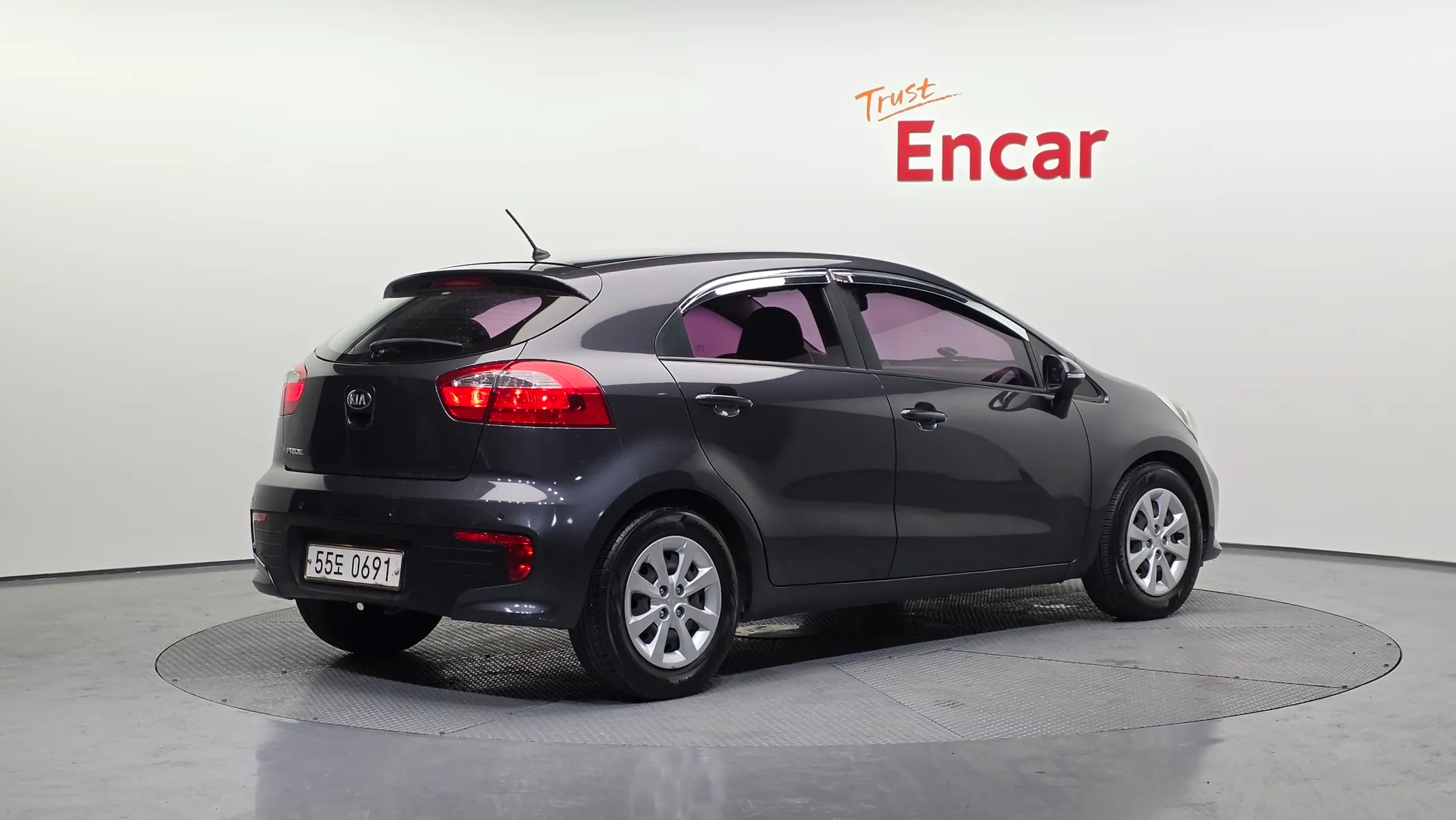 Kia 프라이드 5DR 1.4 MPI 2016 2/21