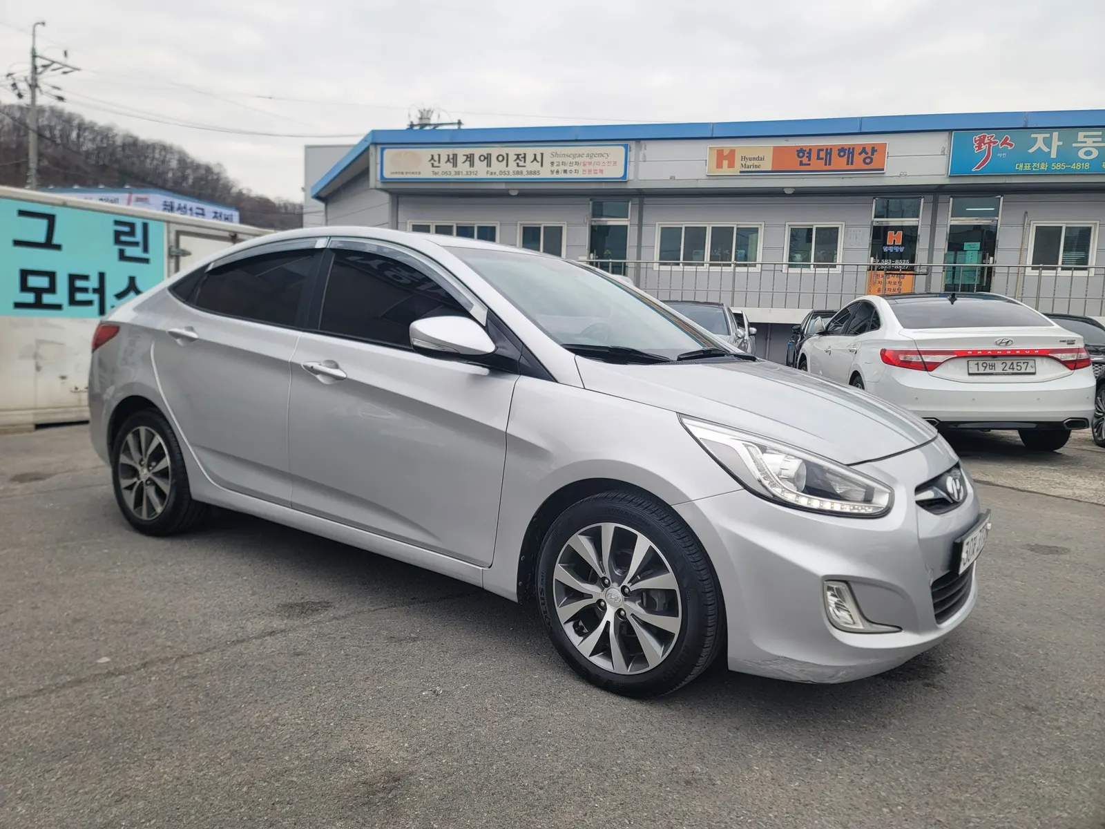 Hyundai () 1.6 GDI 2014 2/5