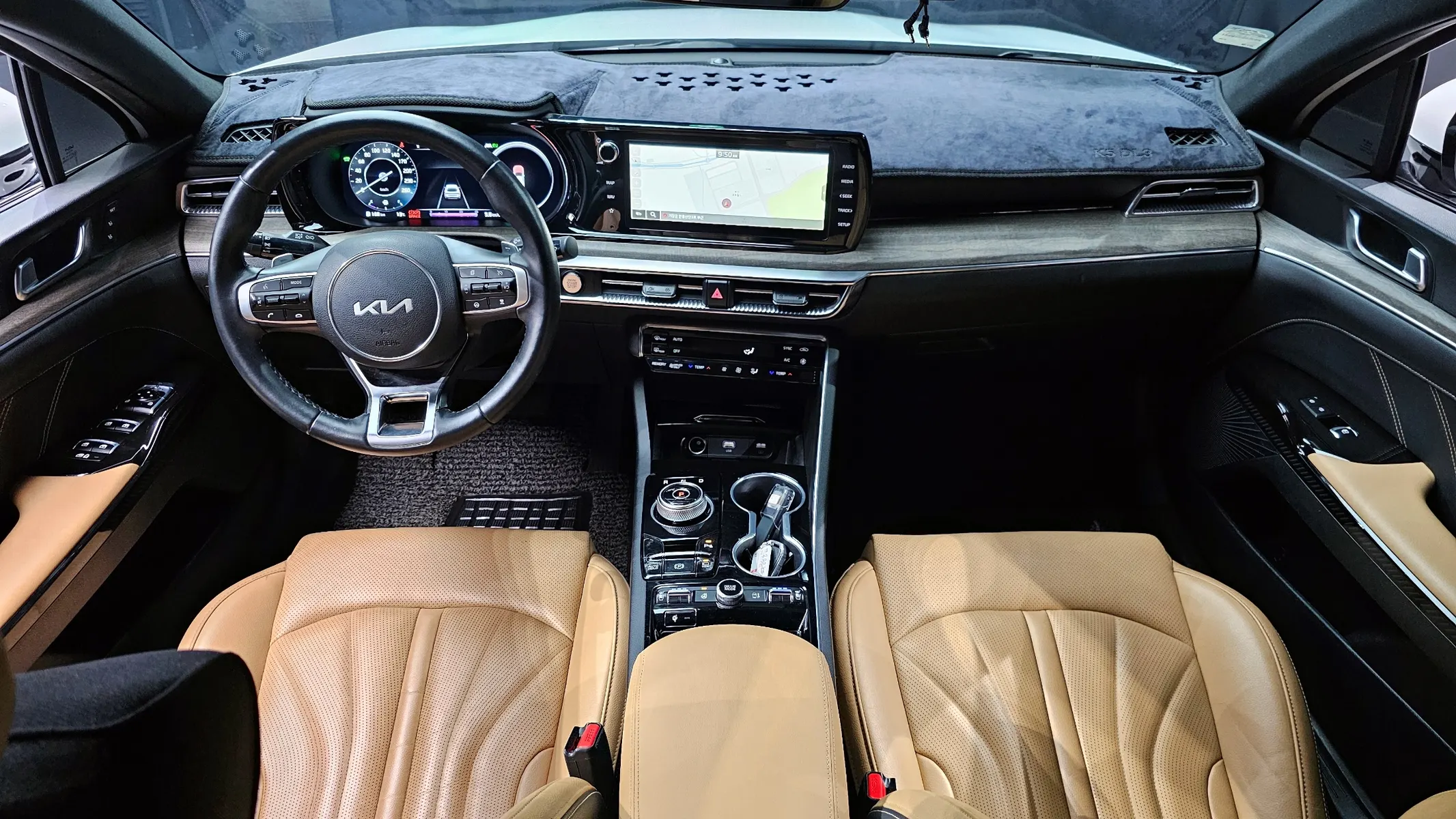 Kia K5 3 2023 4/5