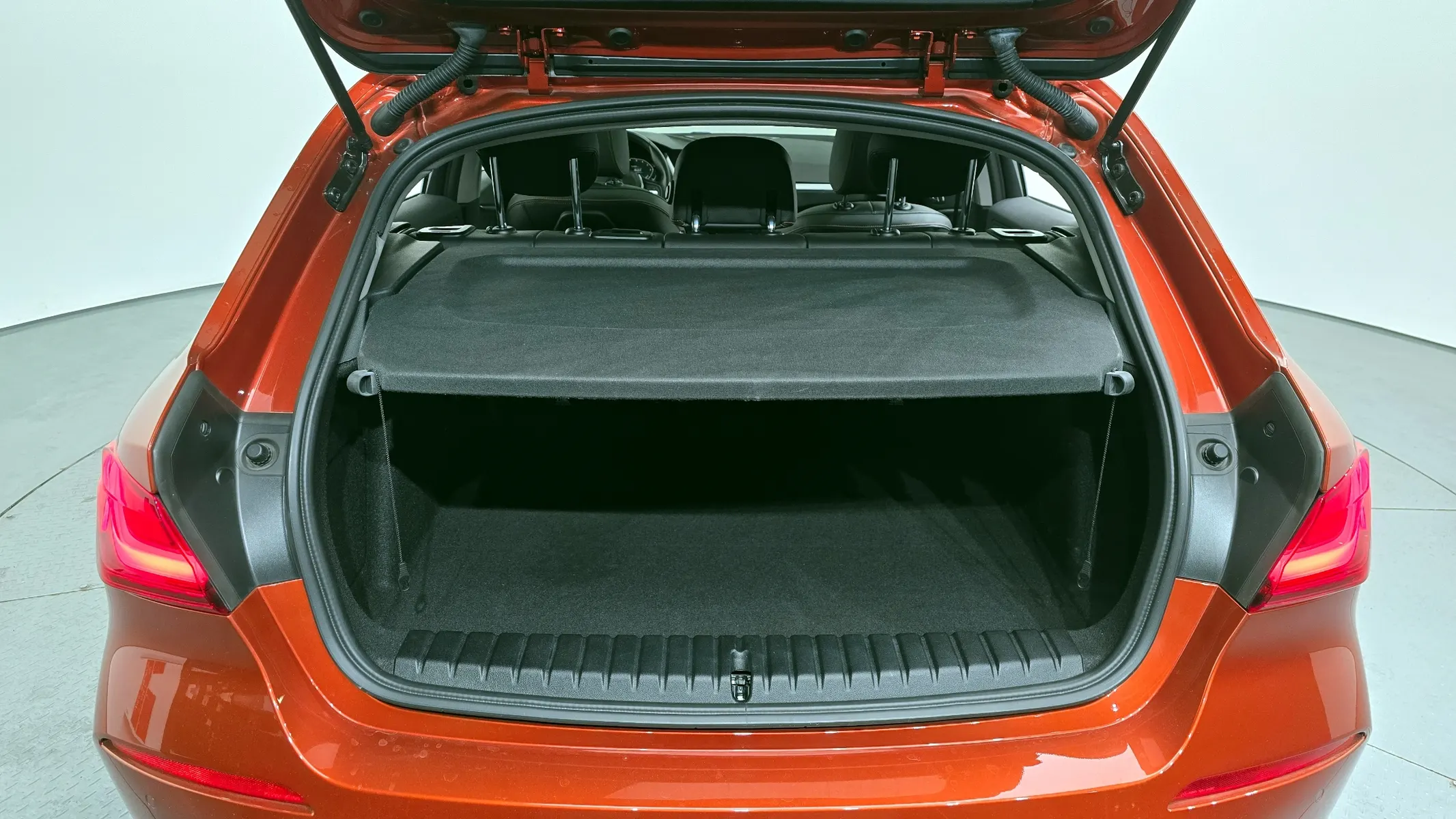 BMW 1 Series (F40) 118d 2021 20/21