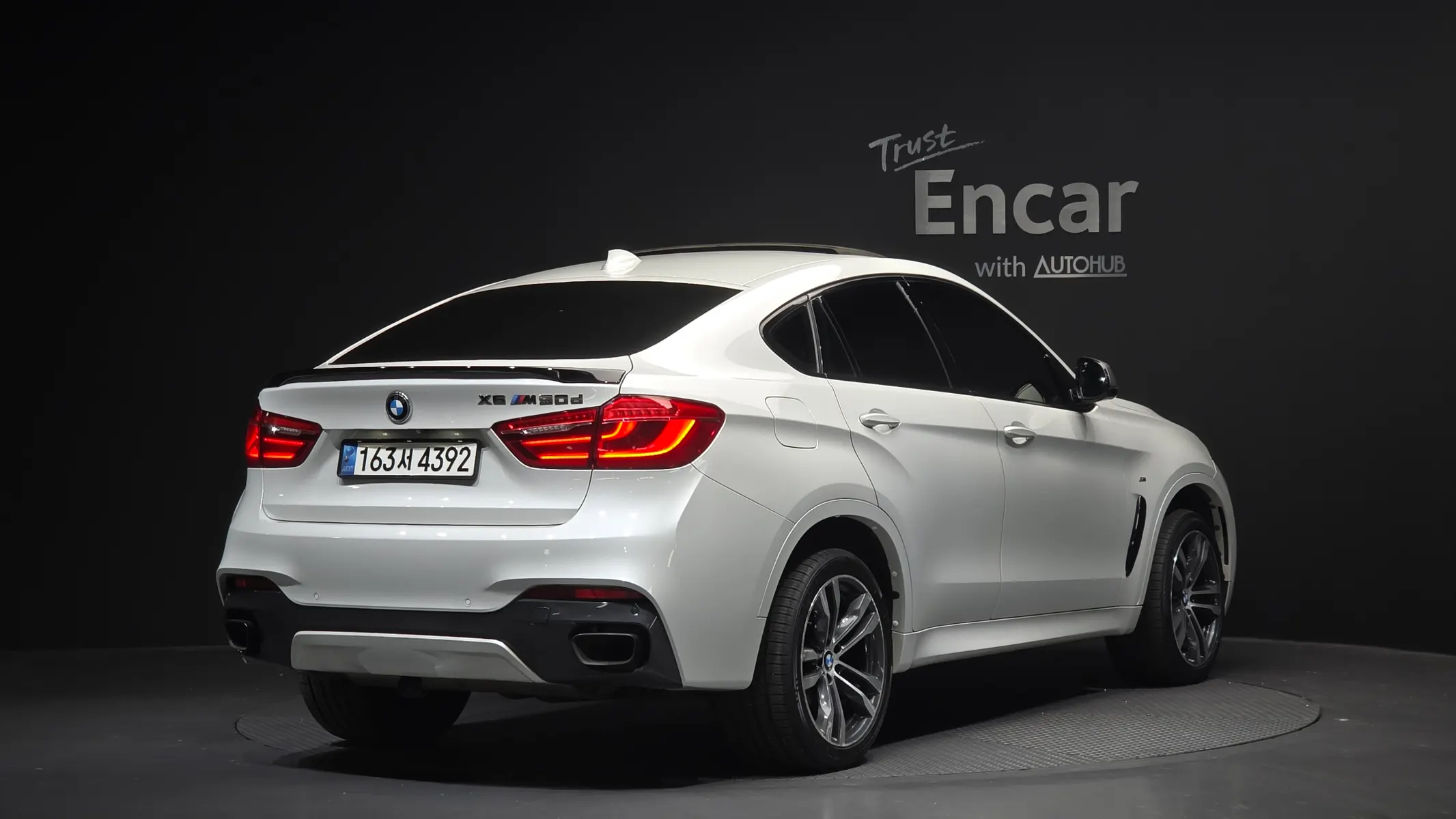 BMW X6 (F16) M50d 2015 2/39