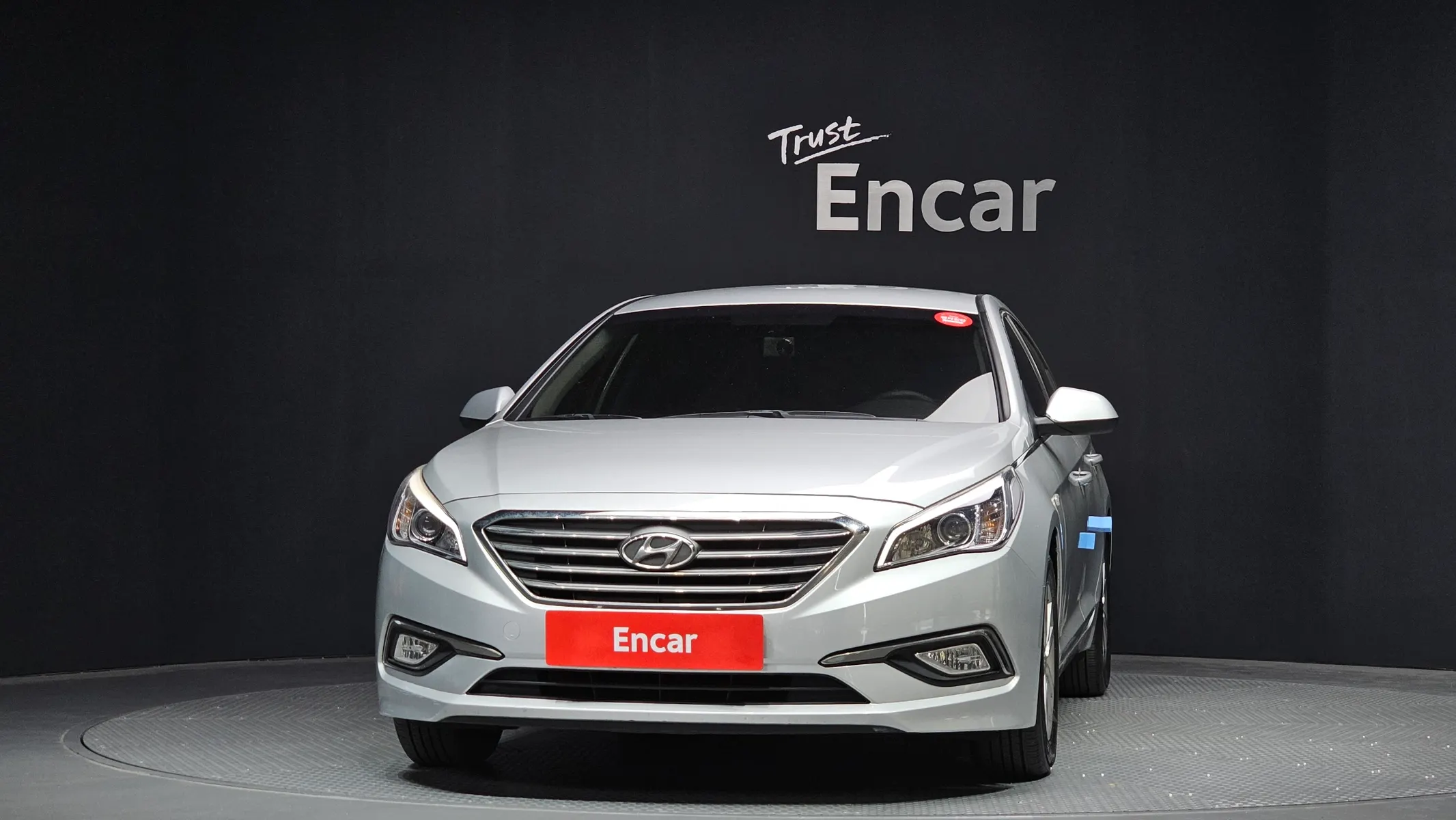 Hyundai LF 2.0 2014 2/5