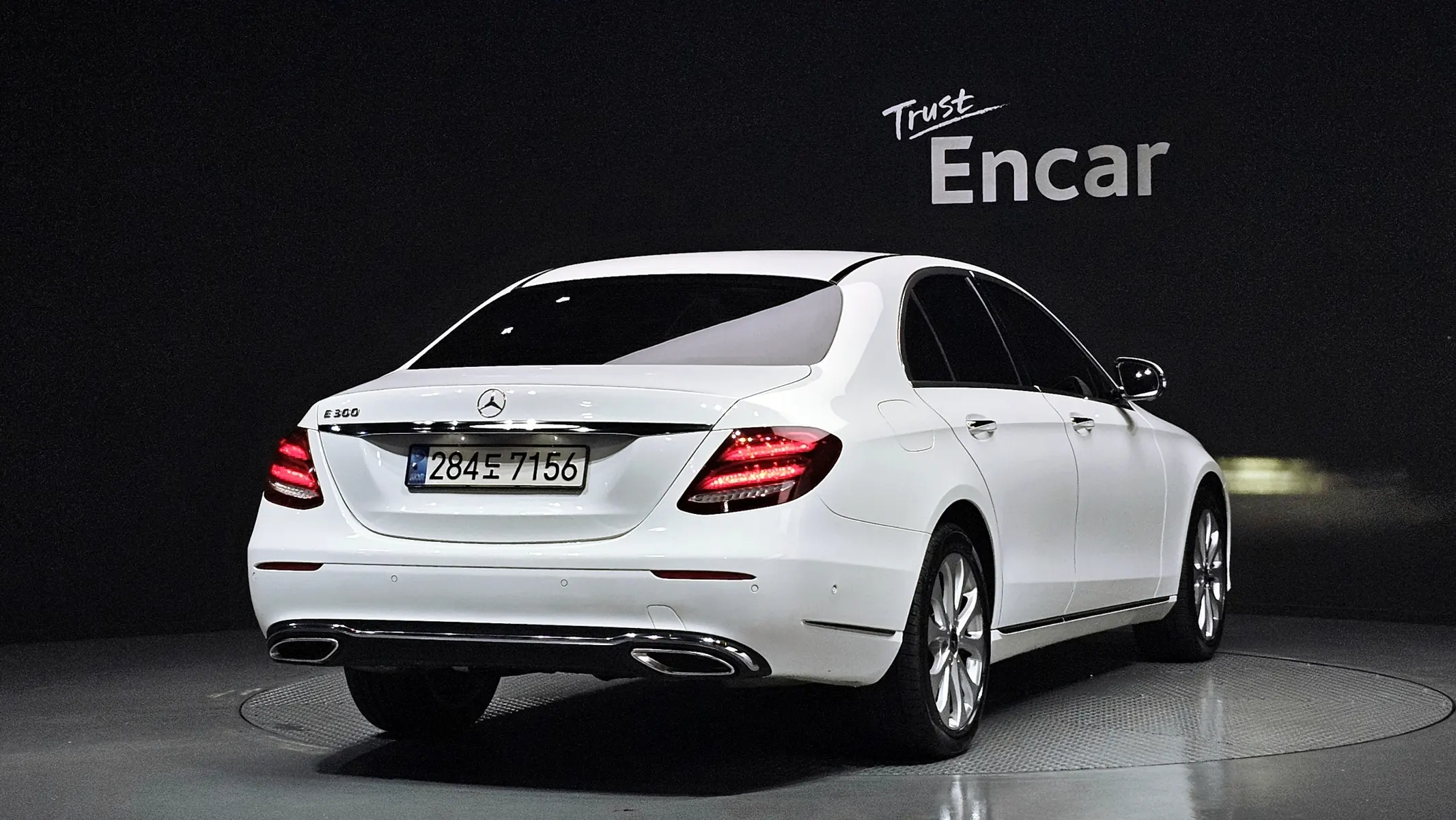 Mercedes-Benz E-Class W213 E300 2018 2/21