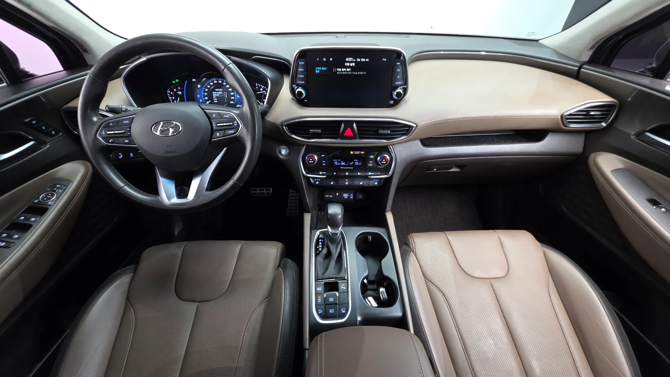 Hyundai TM 2.2 4WD 2018 4/5