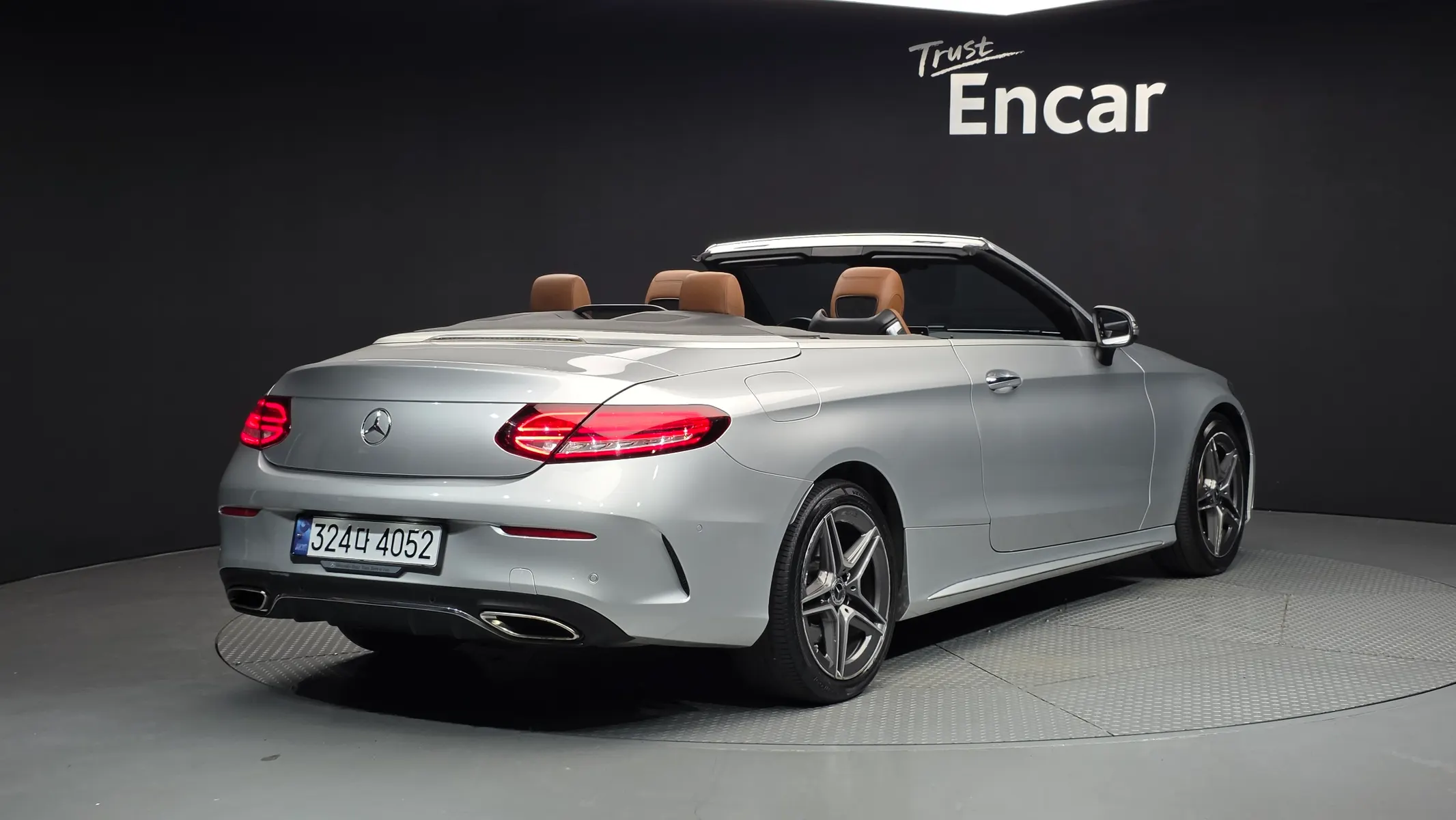 Mercedes-Benz C-Class W205 C200 2019 2/33