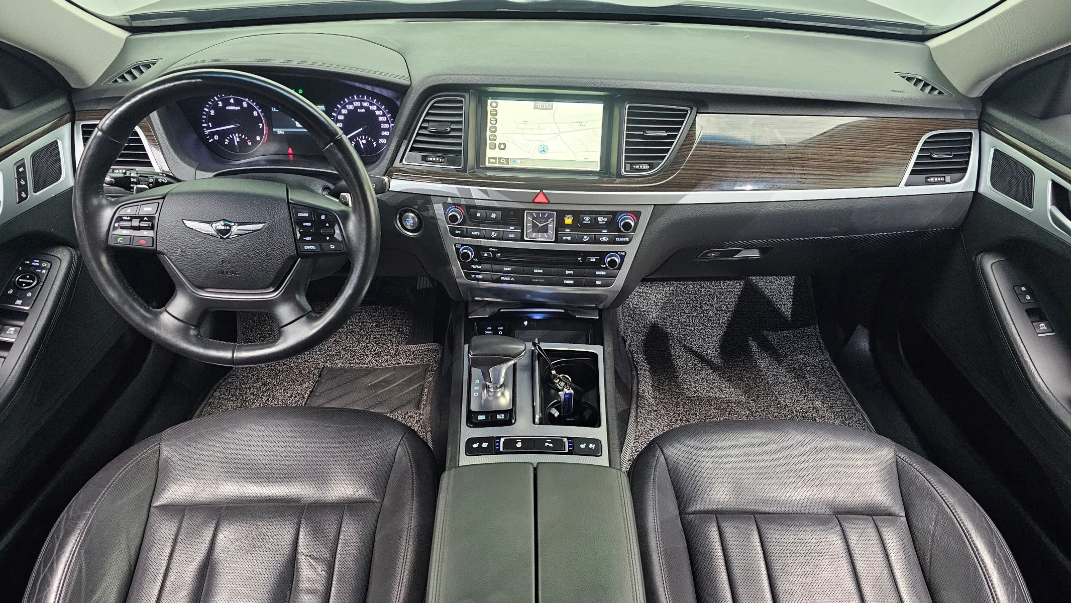 Genesis G80 3.3 GDI AWD 2017 4/5