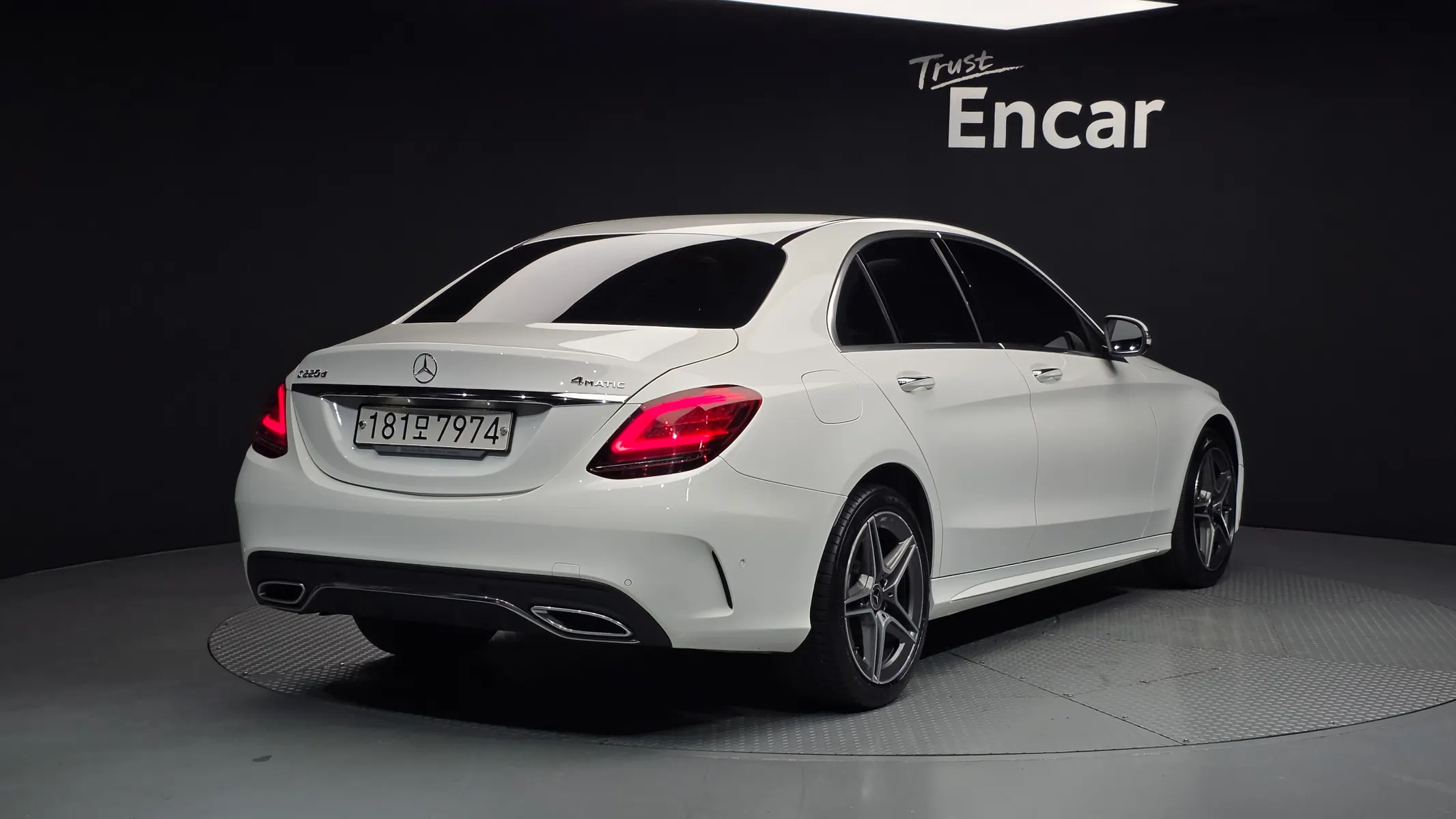 Mercedes-Benz C-Class W205 C220 d 4MATIC AMG Line 2019 2/31