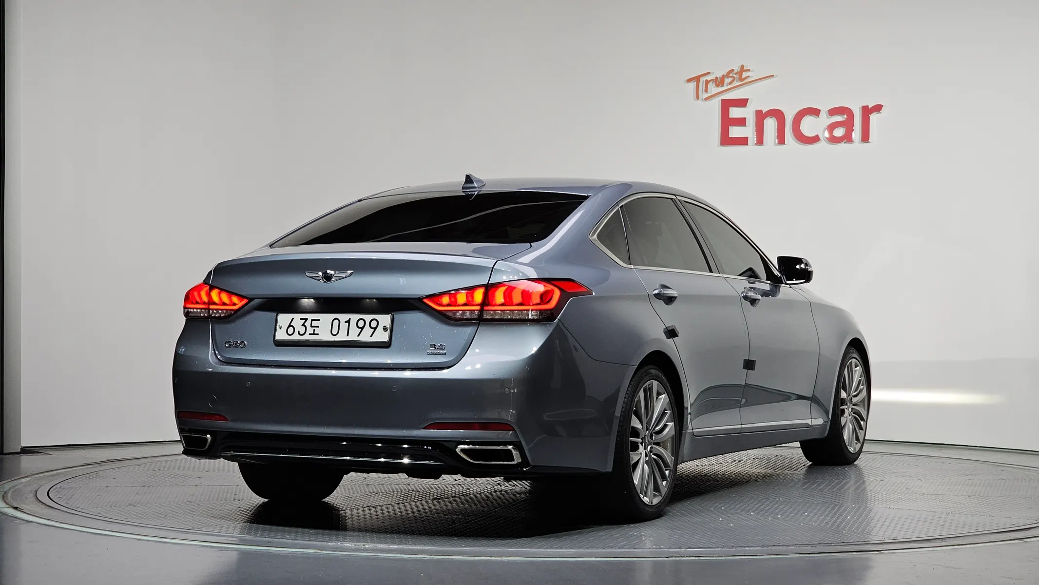 Genesis G80 3.8 GDI AWD 2016 2/33