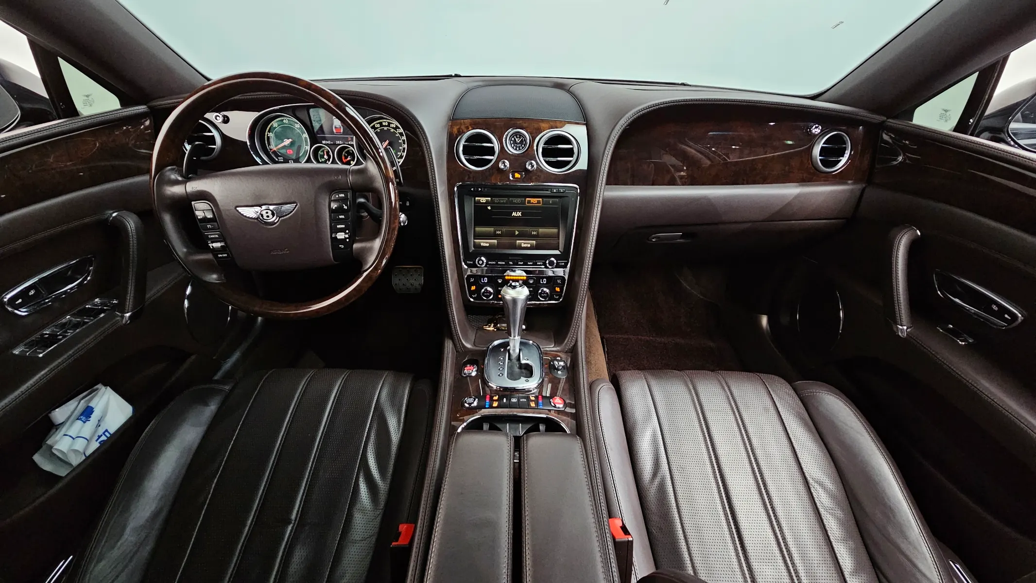 Bentley 2 6.0 2014 4/5
