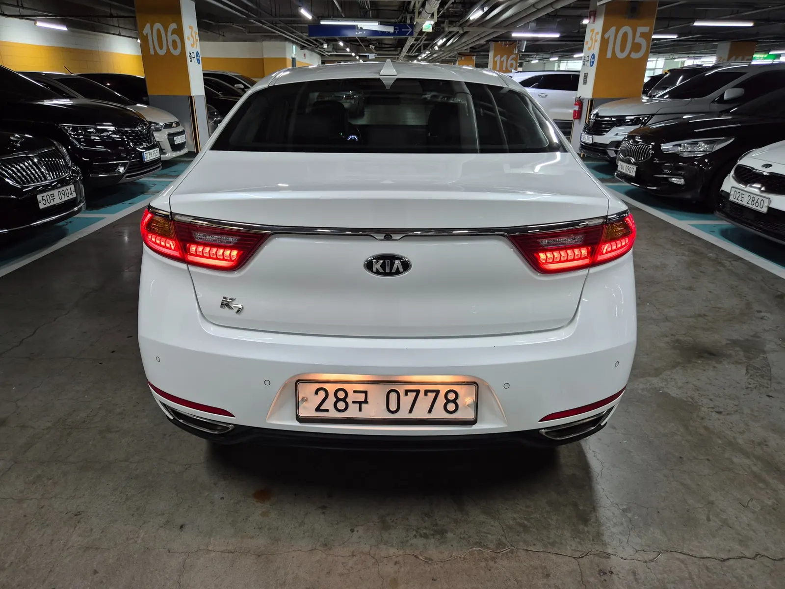 Kia K7 3.0 LPI () 2016 3/5