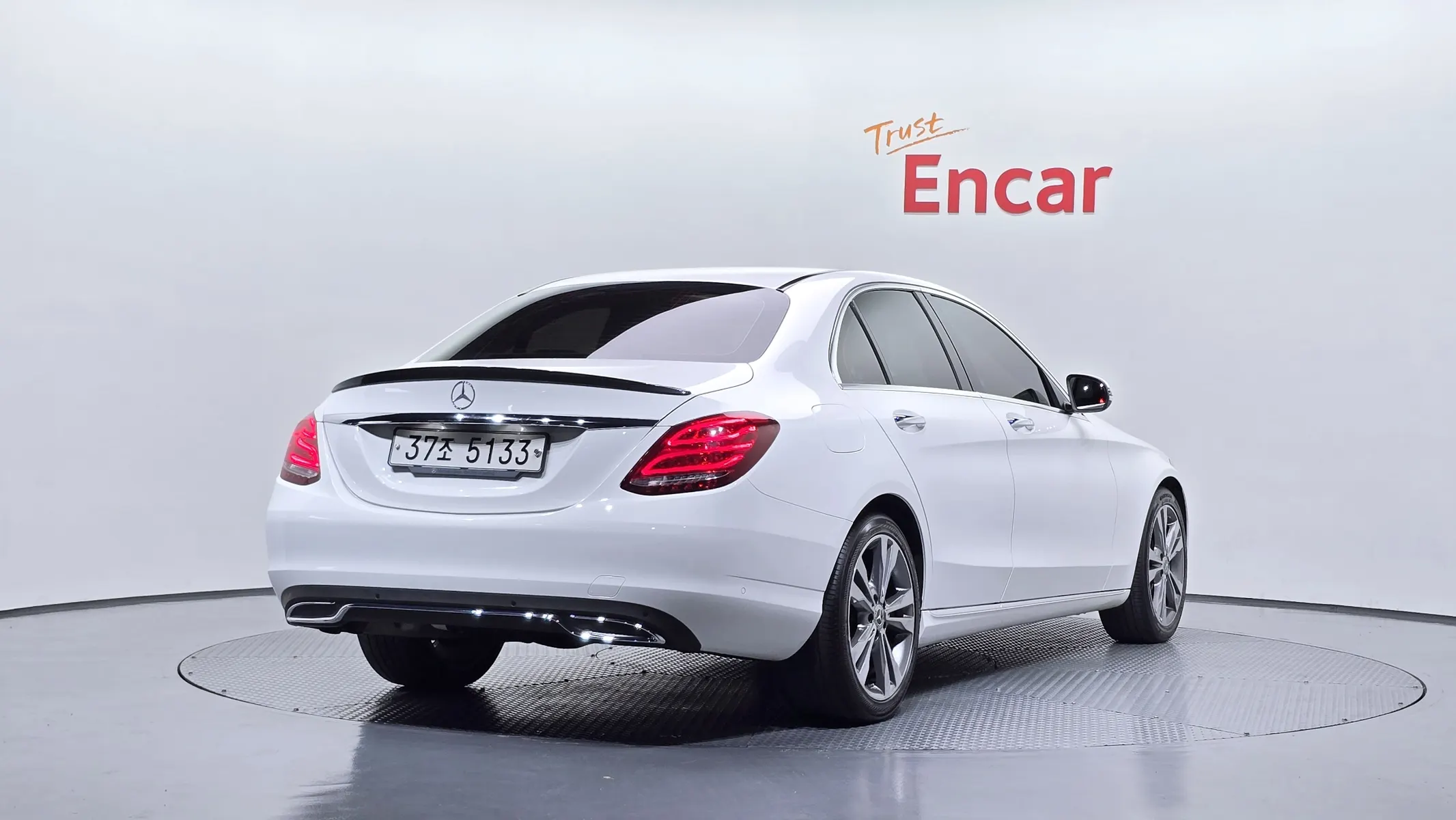 Mercedes-Benz C-Class W205 C200 2018 2/31