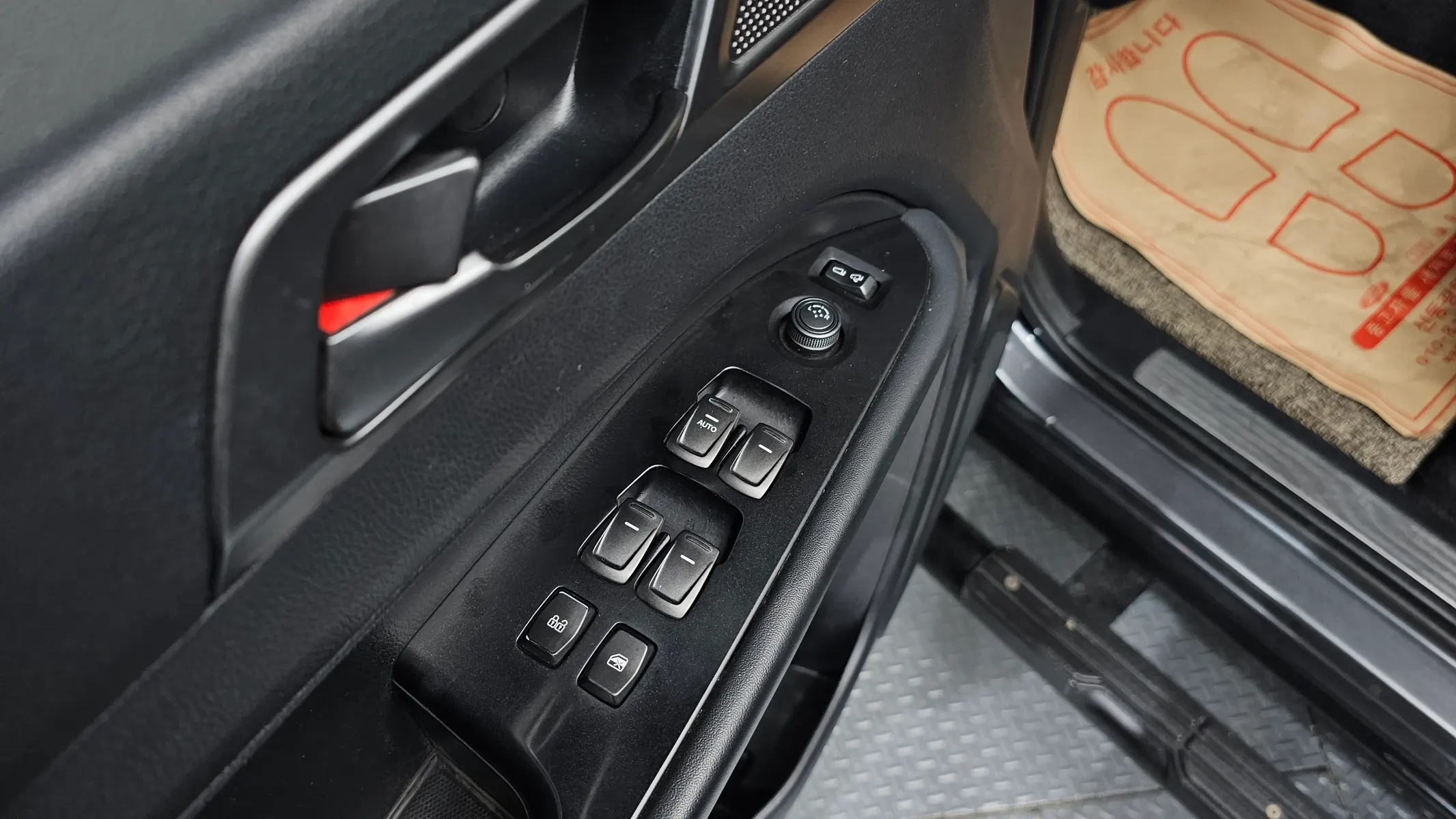 KG Mobility 렉스턴 스포츠 칸 2.2 4WD 2021 30/31