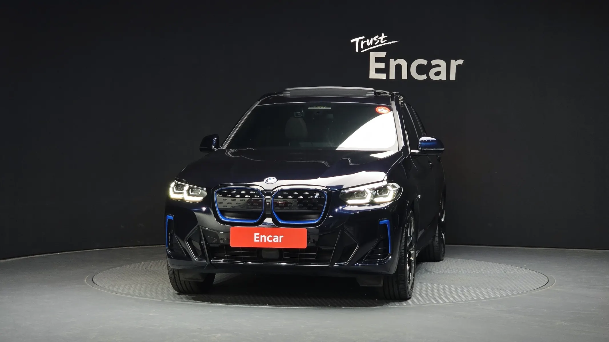 BMW iX3 M 2022 3/33