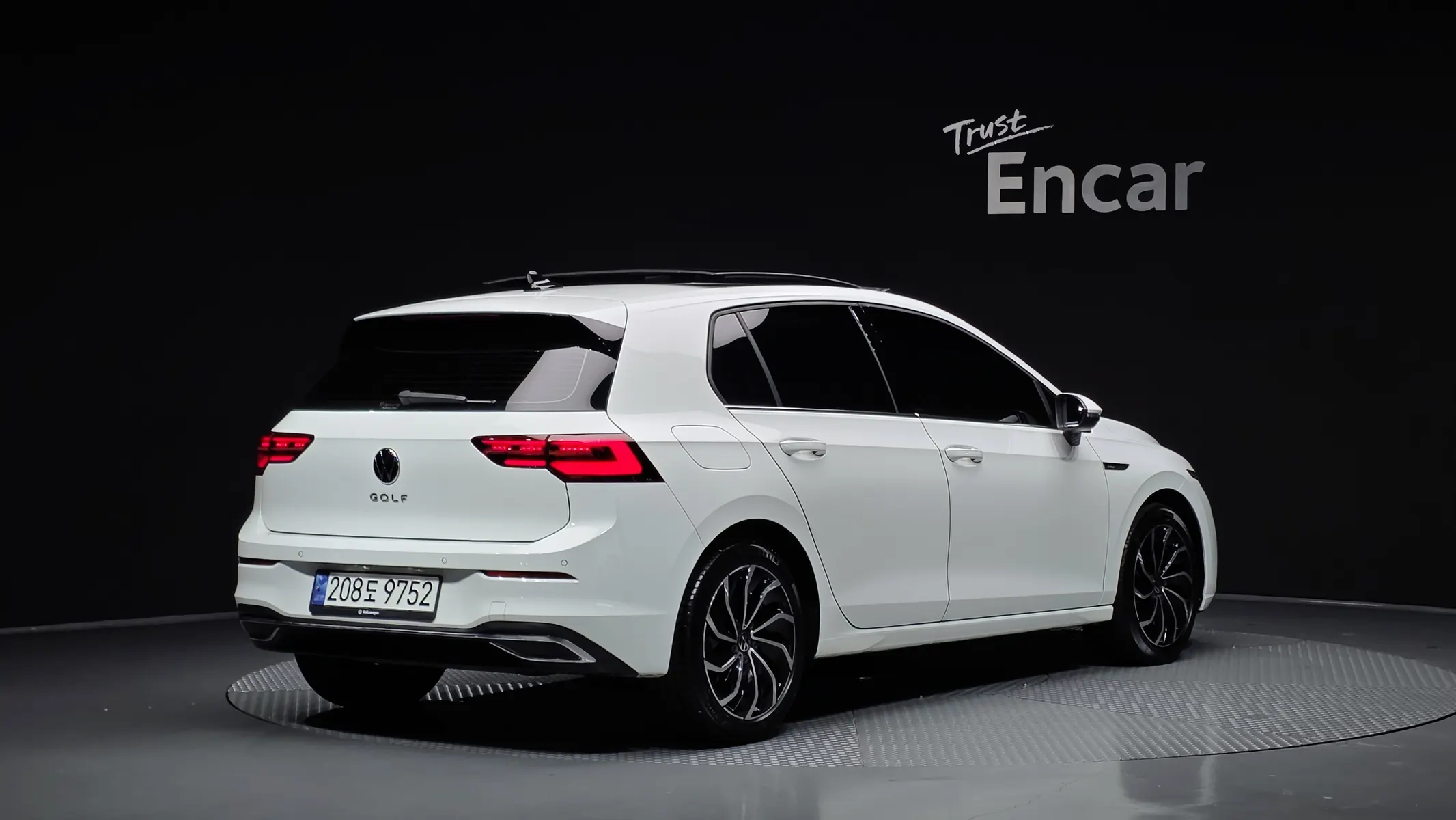 Volkswagen 8 2.0 TDI 2024 2/21