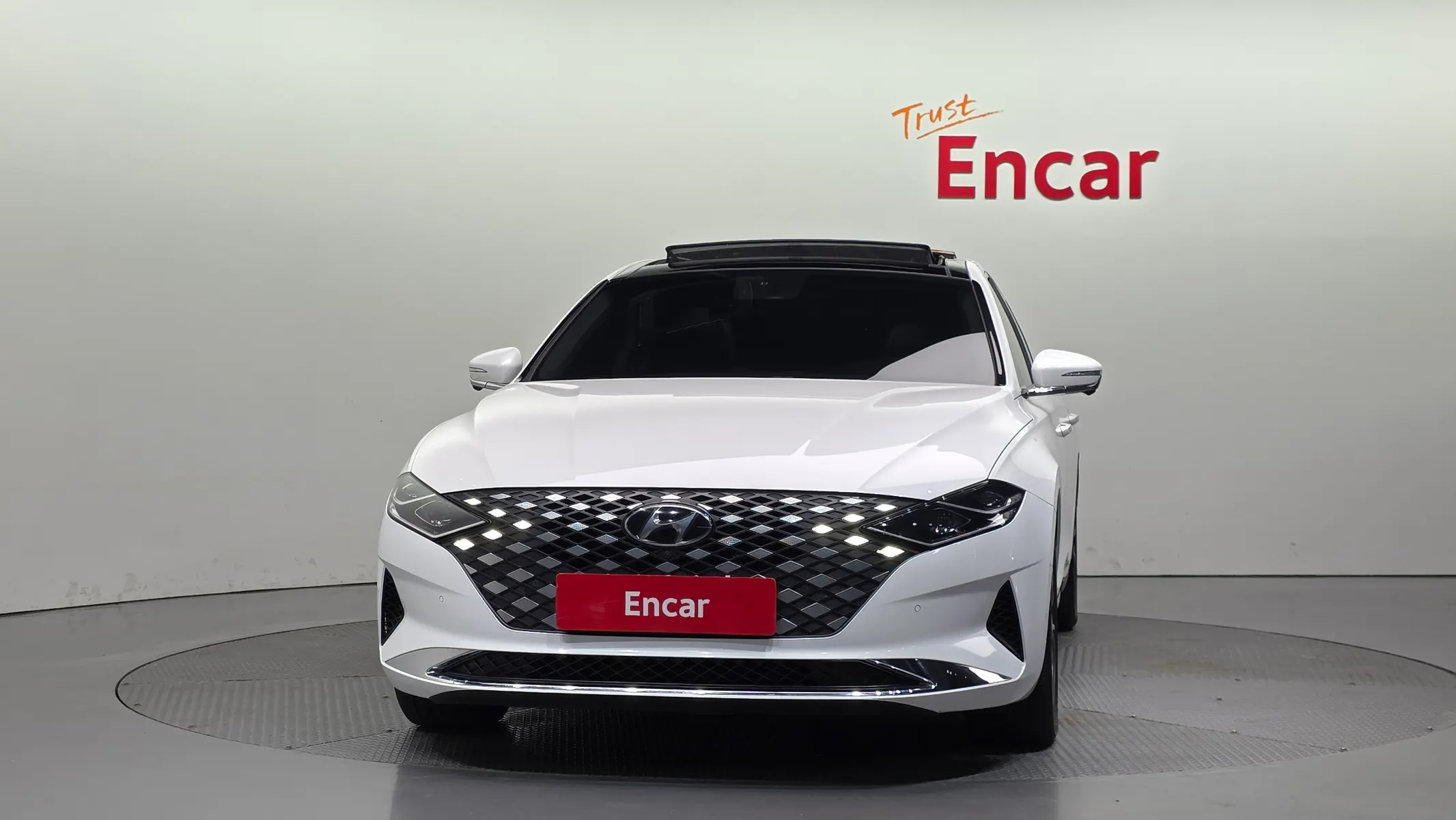 Hyundai IG 3.0 LPi 2019 2/5
