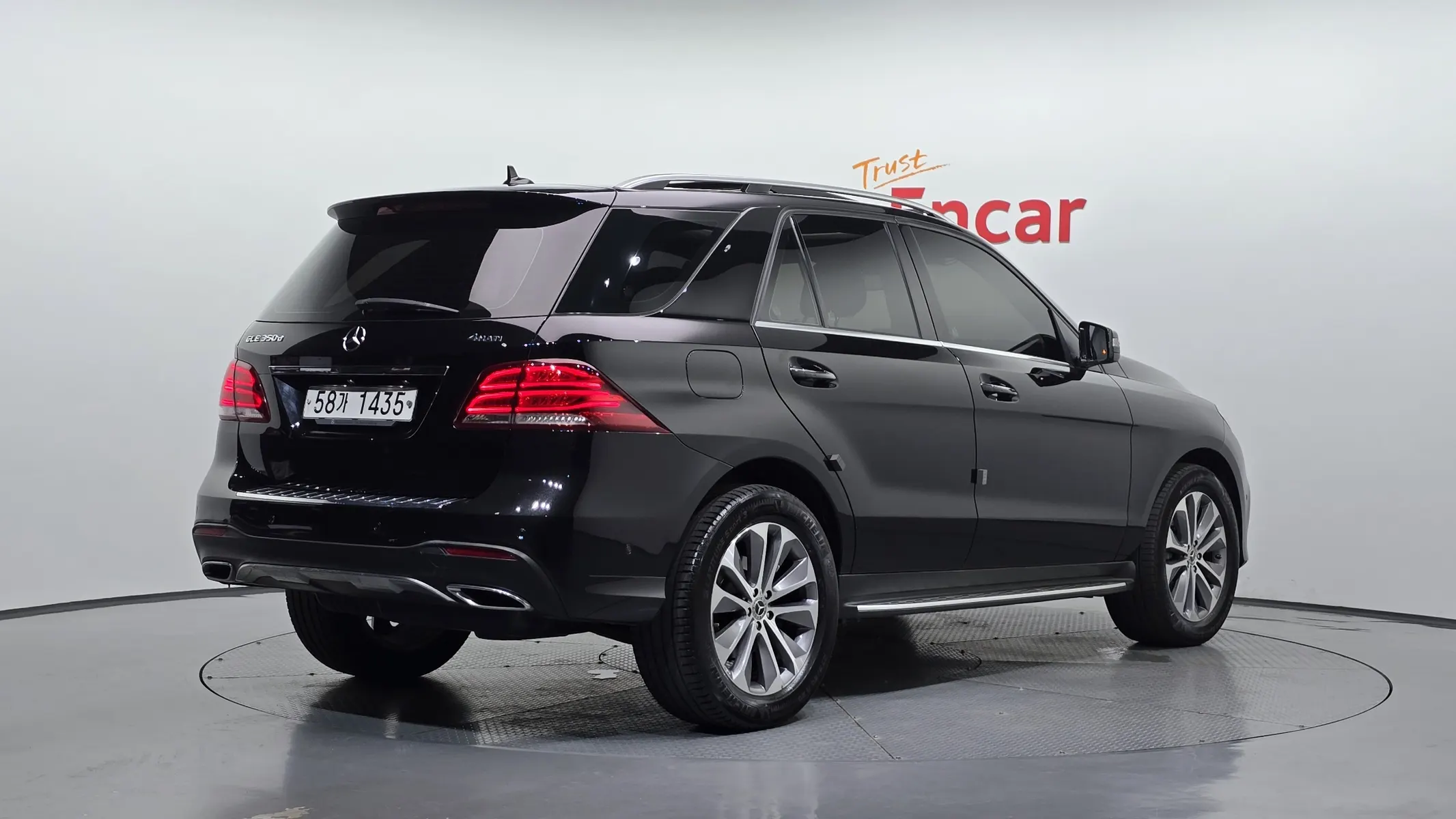 Mercedes-Benz GLE-Class W166 GLE350 d 4MATIC 2017 2/21
