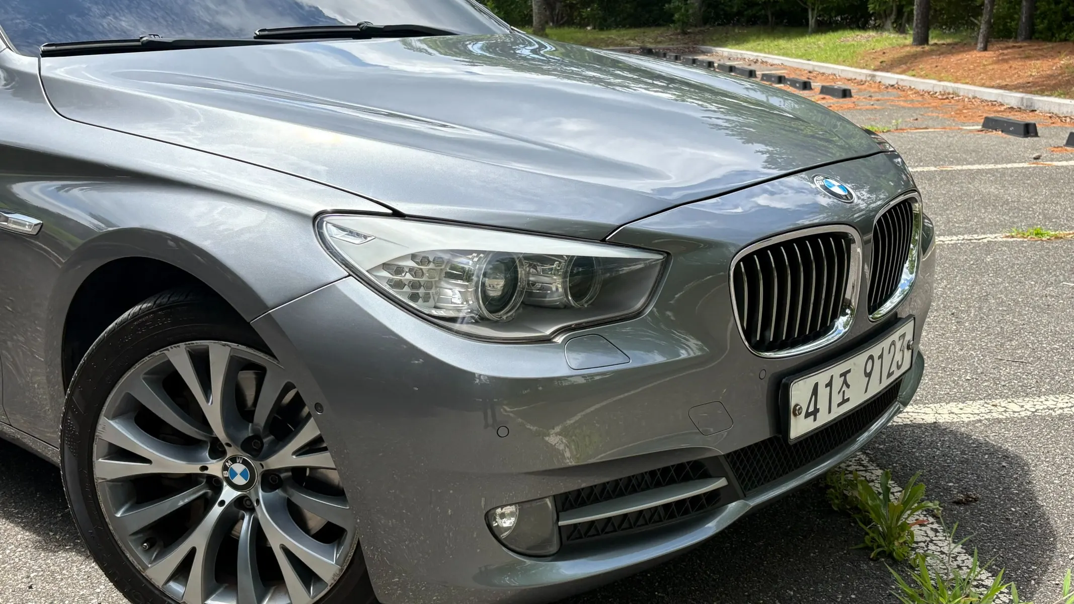 BMW 5 Series GT (F07) GT 30d xDrive 2012 2/21