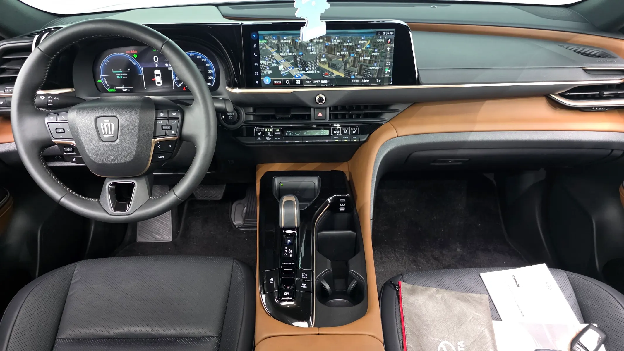 Toyota 크라운 크로스오버 2.5 4WD 2025 4/5