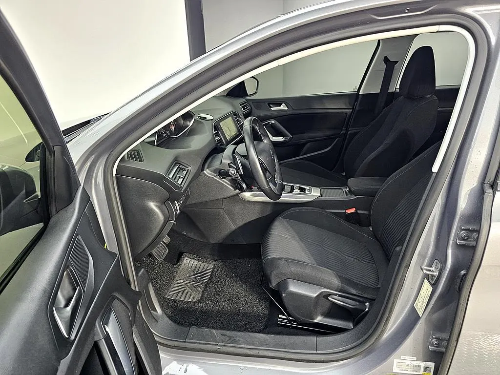 Peugeot 308SW 2 1.6 BlueHDi 2015 4/5
