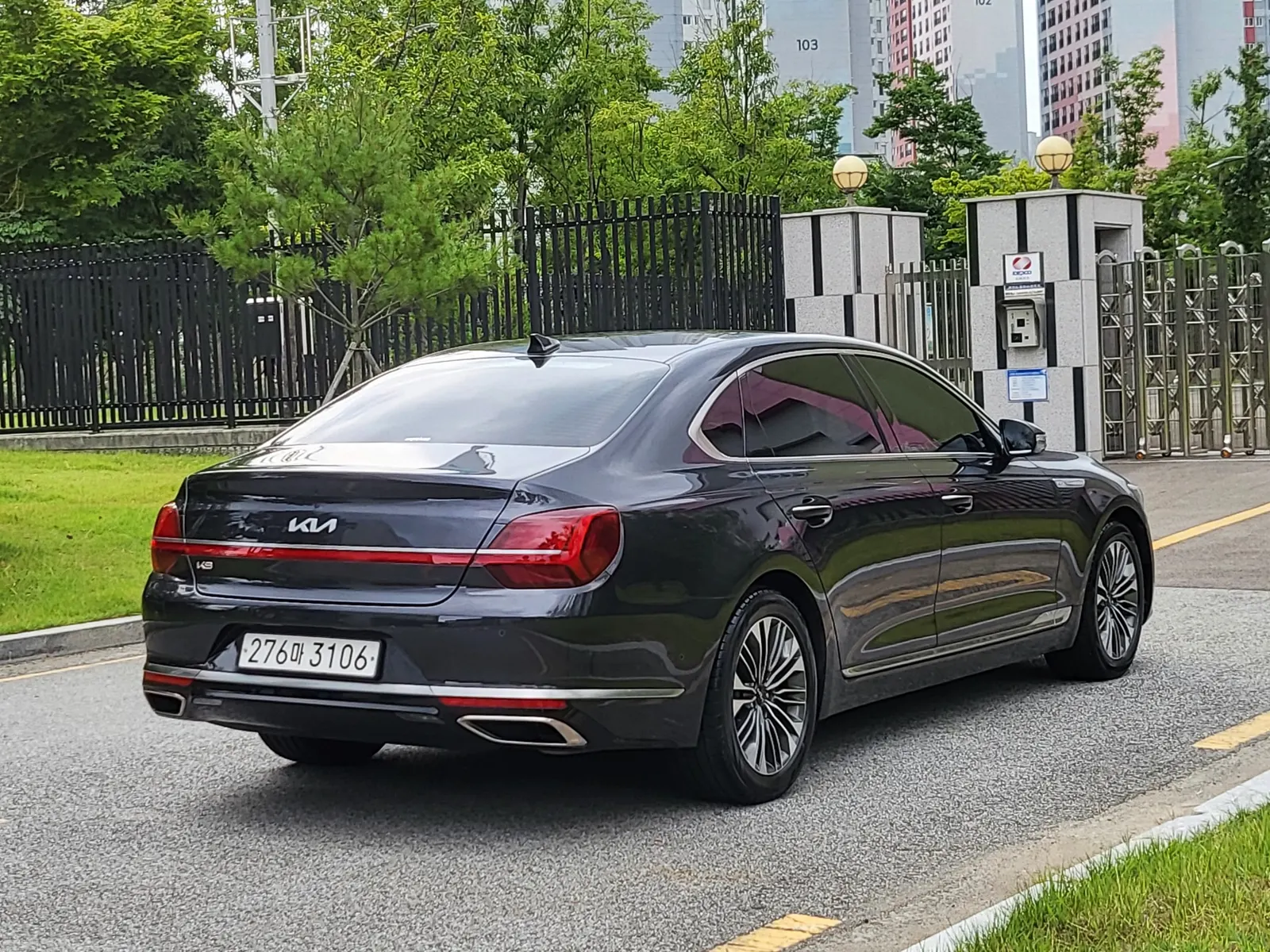 Kia K9 2 3.8 GDI 2022 3/5