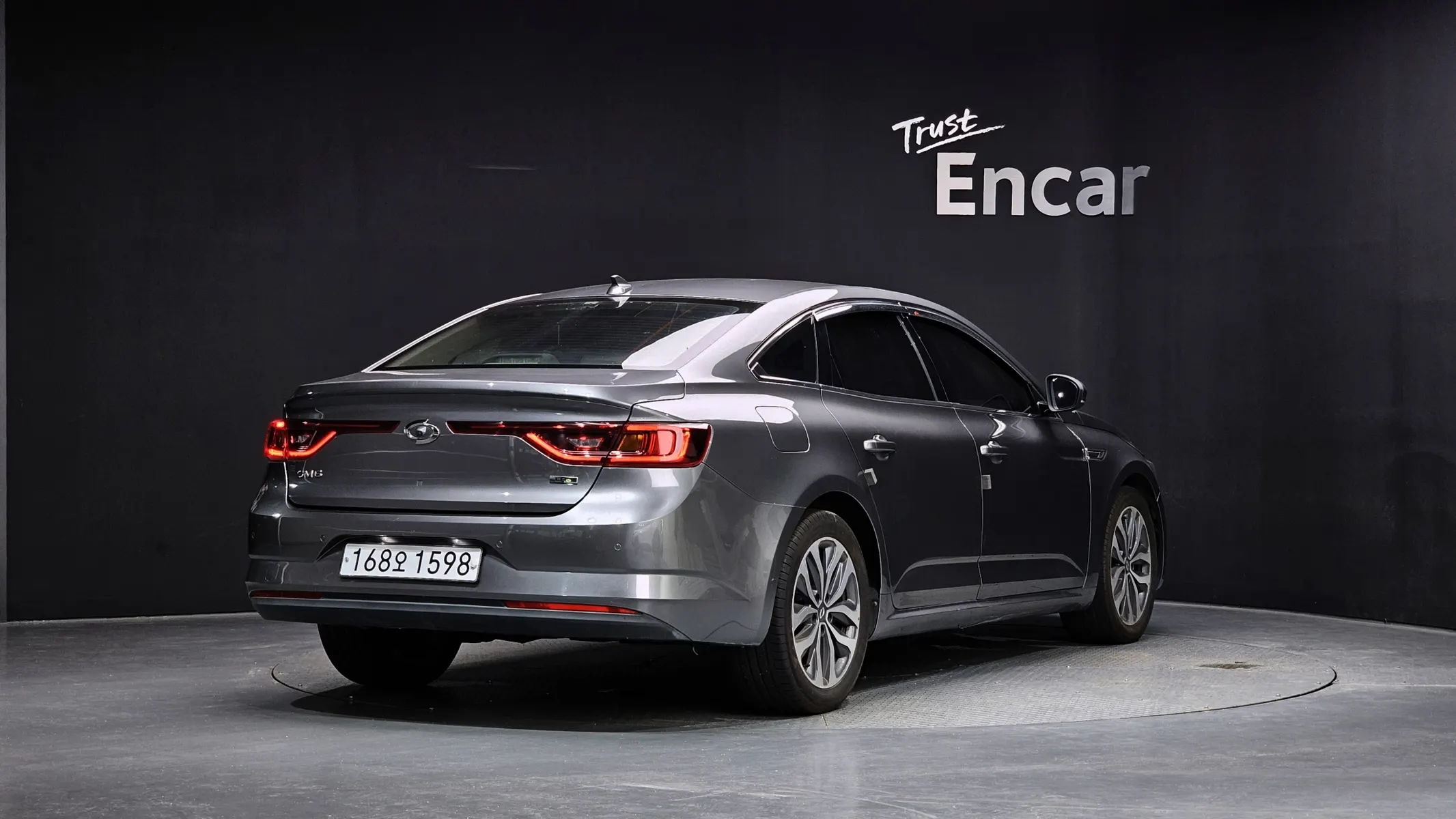 Renault Korea SM6 2.0 LPe LE () 2017 2/23