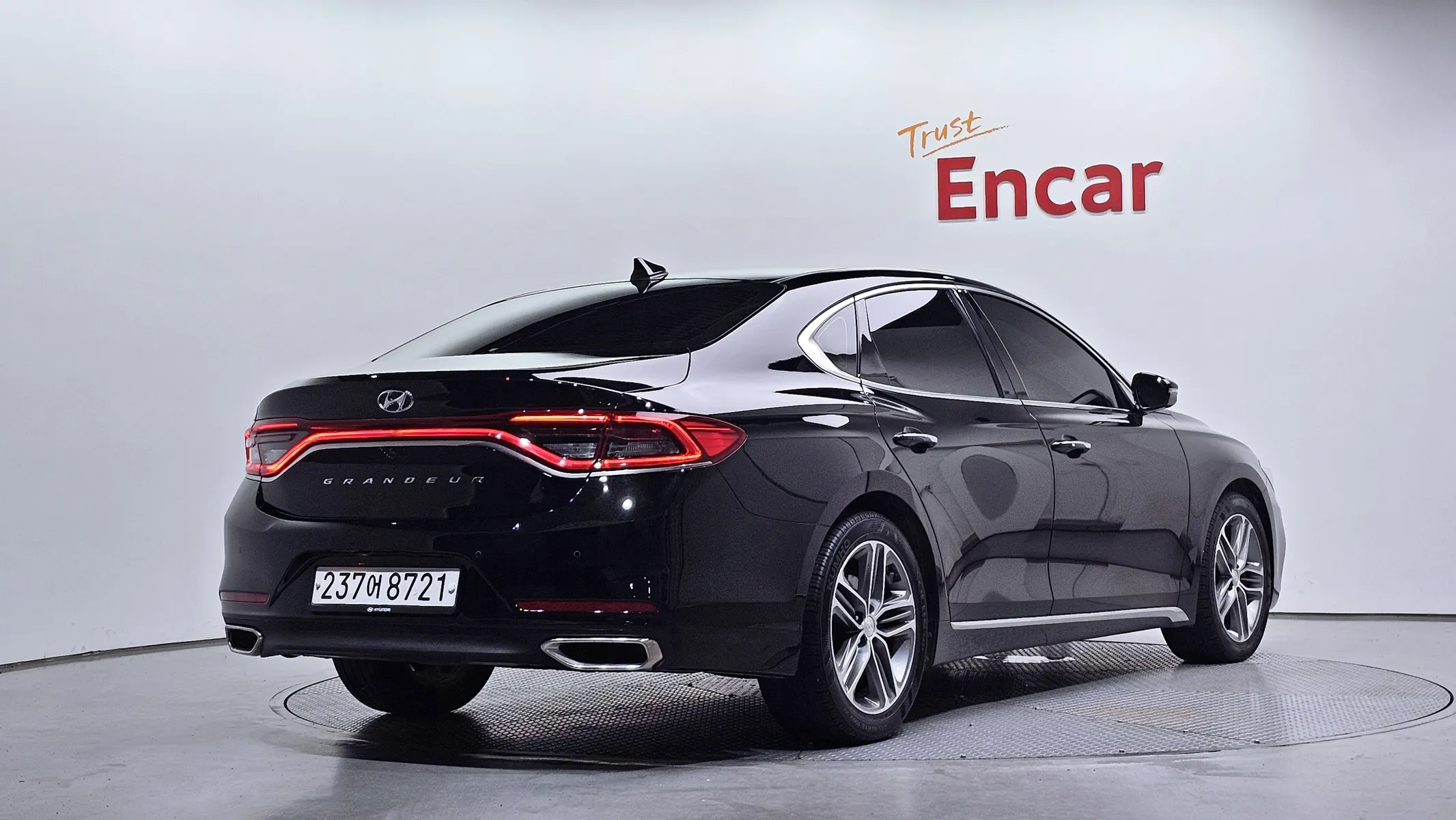 Hyundai IG 2.4 2017 2/33