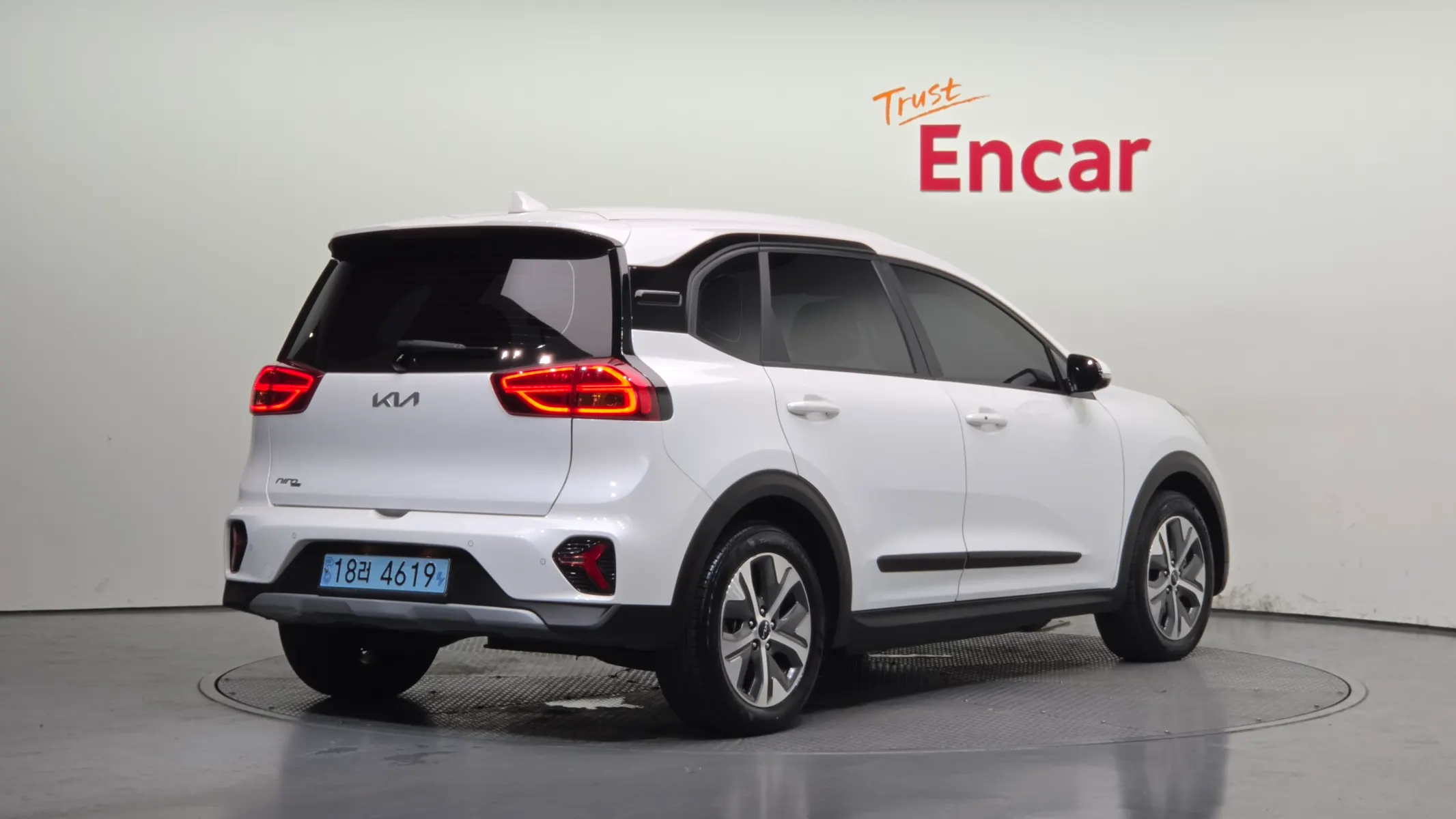 Kia 니로 플러스 2022 2/31