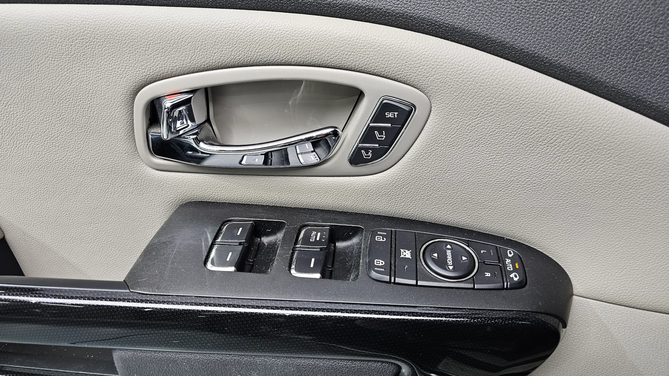 Kia 카니발 9 2017 30/31