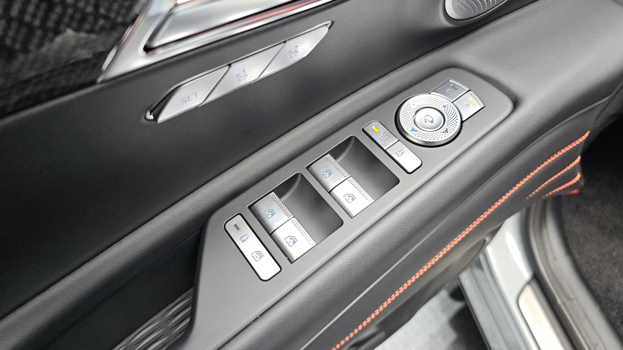Genesis GV80 Coupe 2.5T AWD 2025 30/31