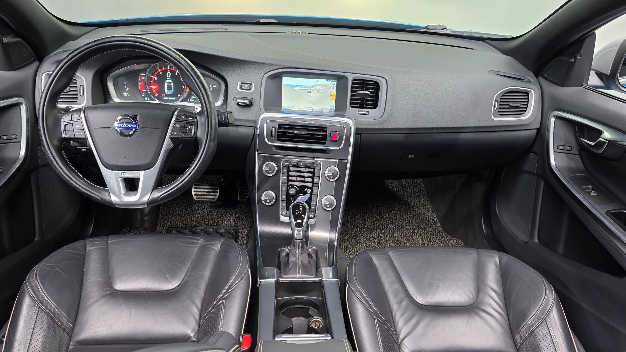 Volvo S60 T5 R- 2015 4/5