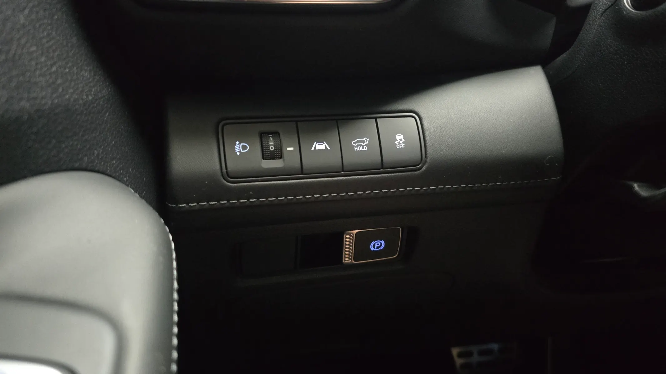 Hyundai 싼타페 2.2 4WD 2020 33/34
