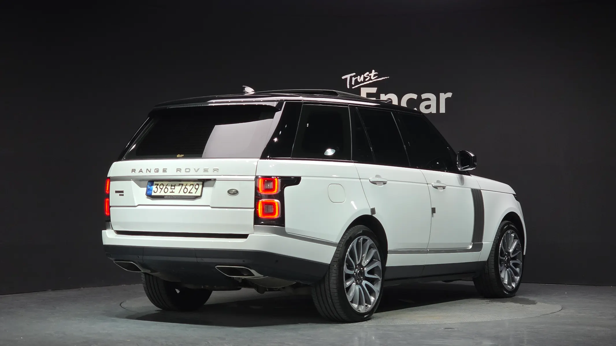 Land Rover 4 D350 AB 2021 2/40