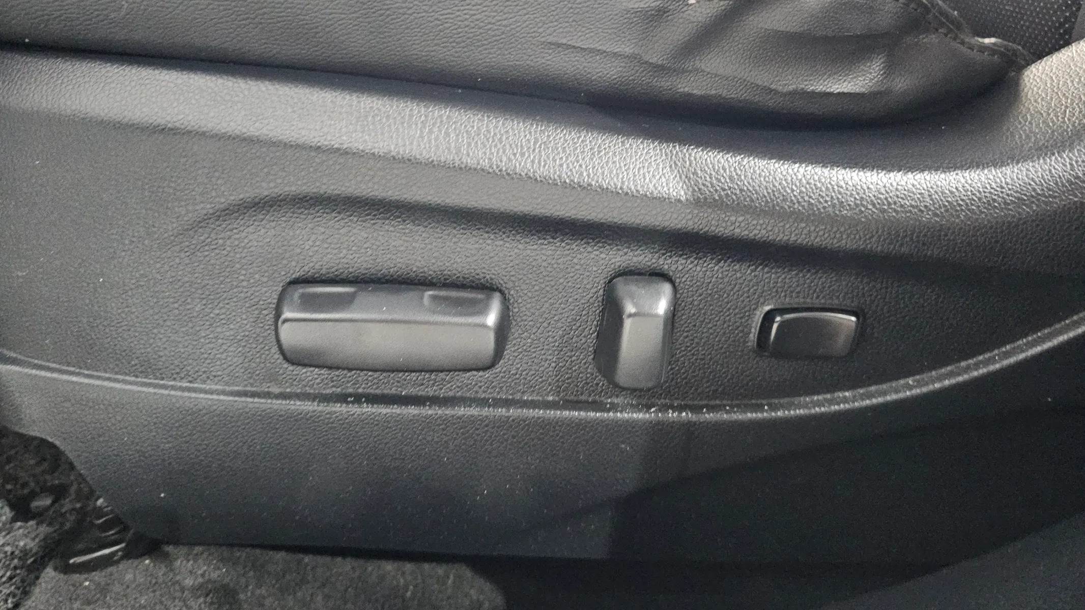 Kia R 2WD 2015 30/31