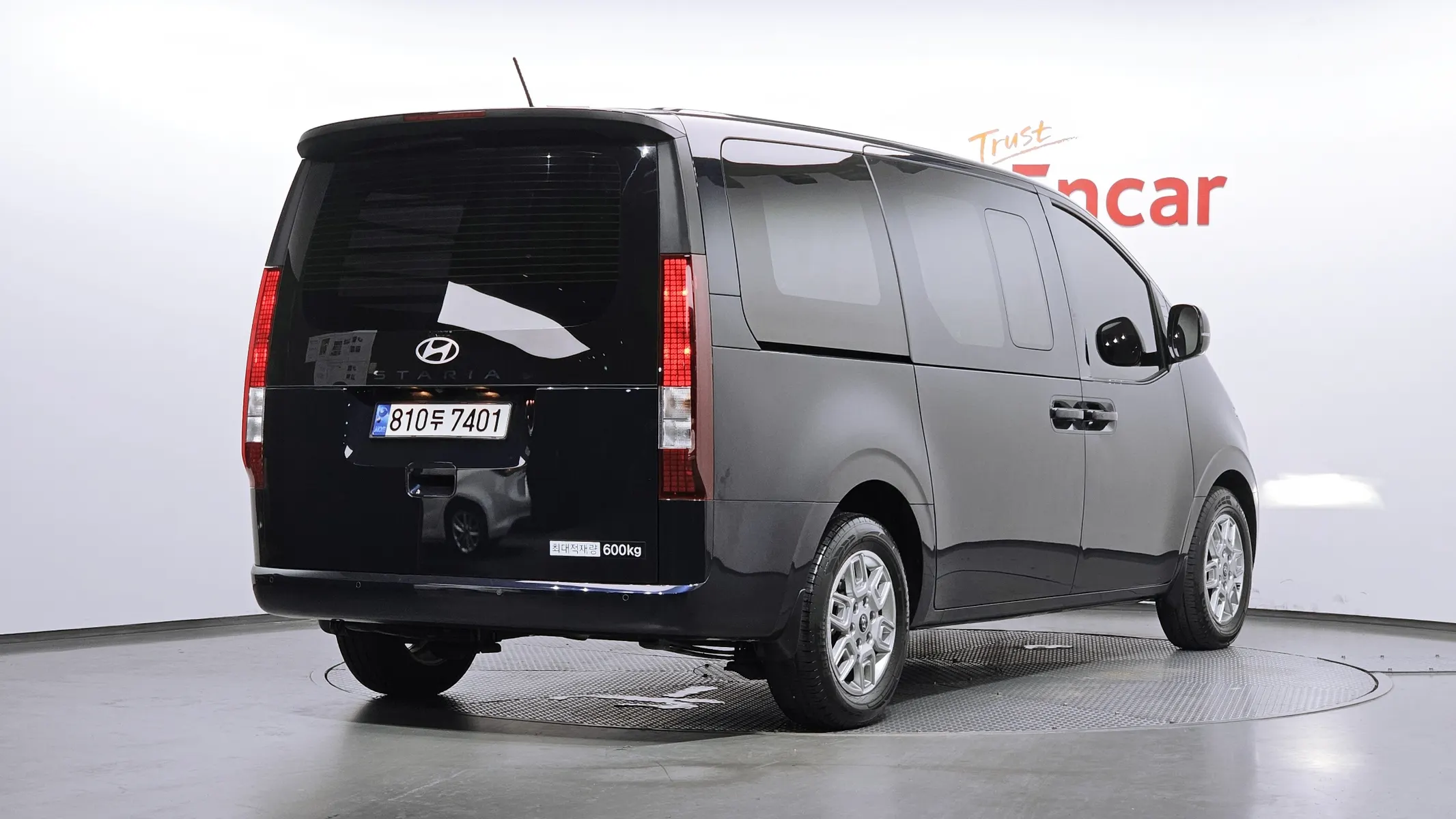 Hyundai Staria HEV 1.6 5 2024 2/31