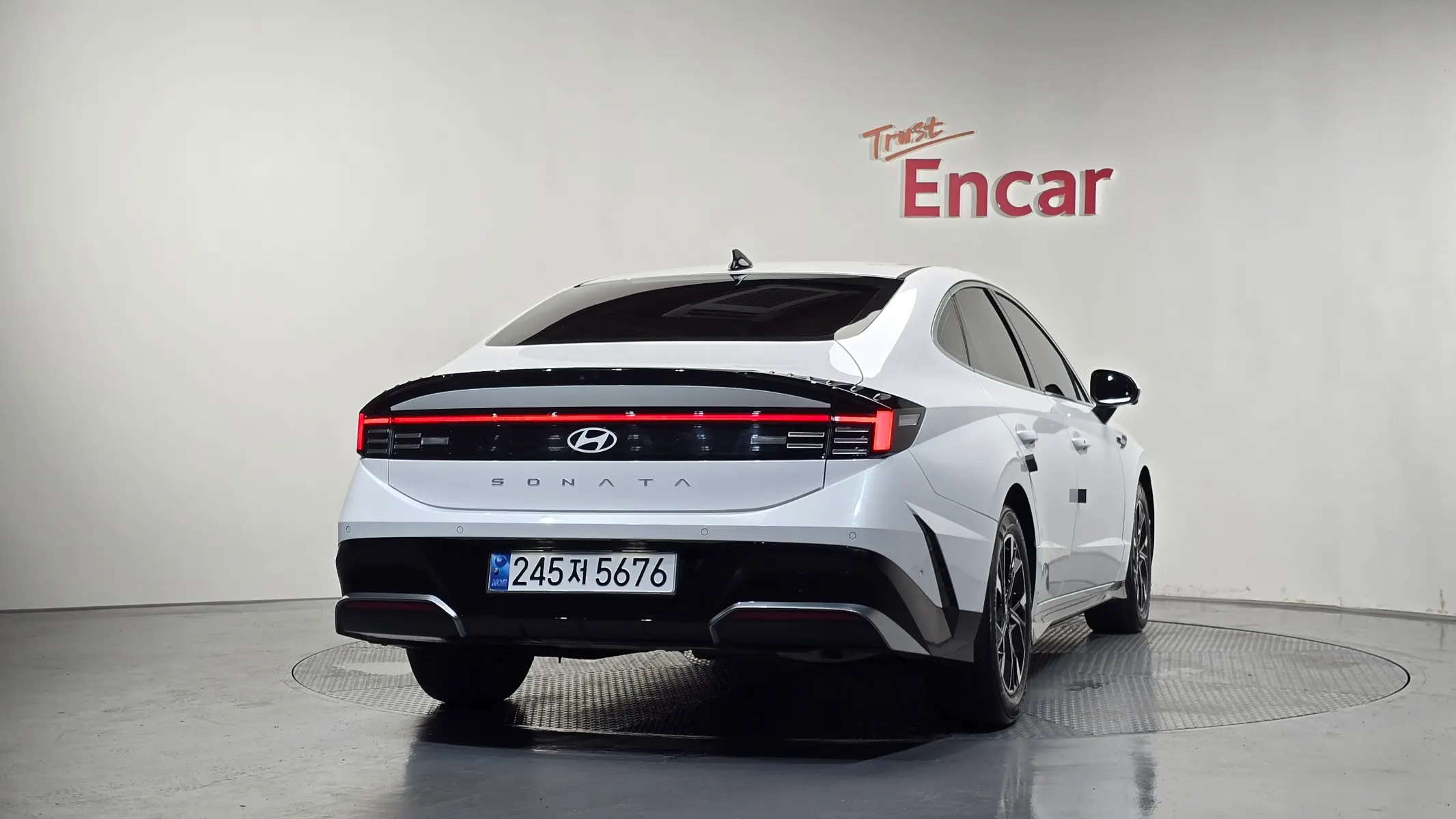 Hyundai (DN8) 2.0 2024 3/5