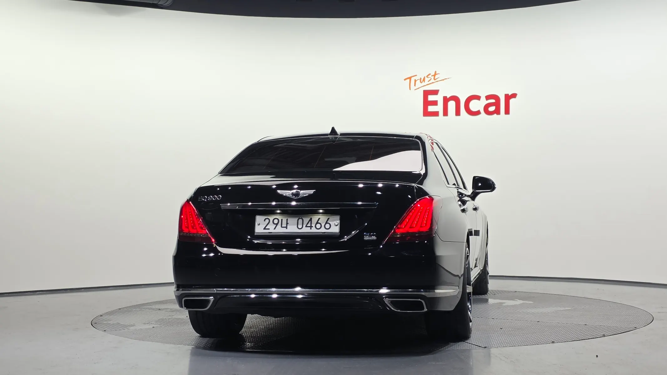 Genesis EQ900 3.3 T-GDI AWD 2016 3/5