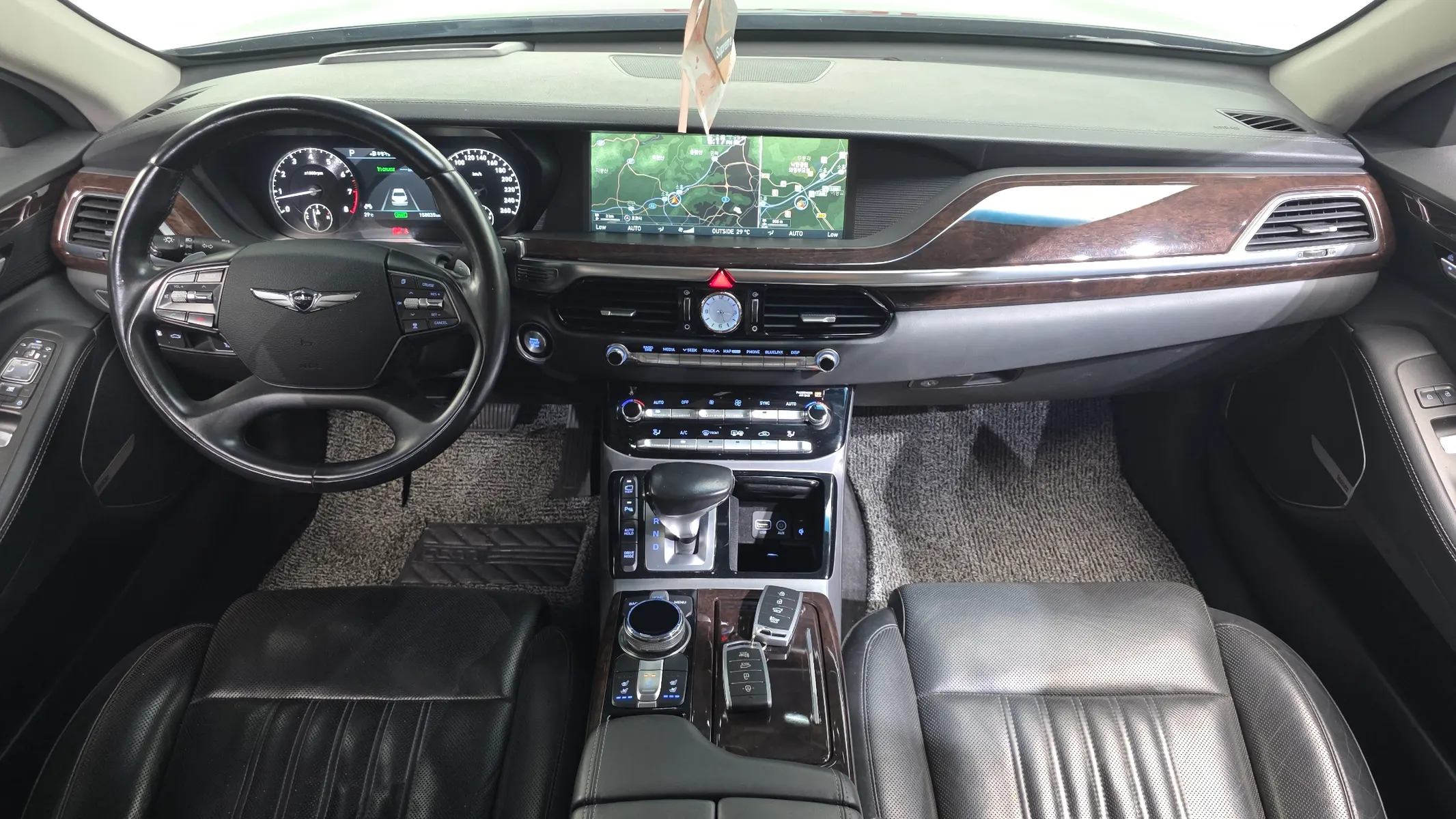 Genesis EQ900 3.3 T-GDI AWD 2016 4/5