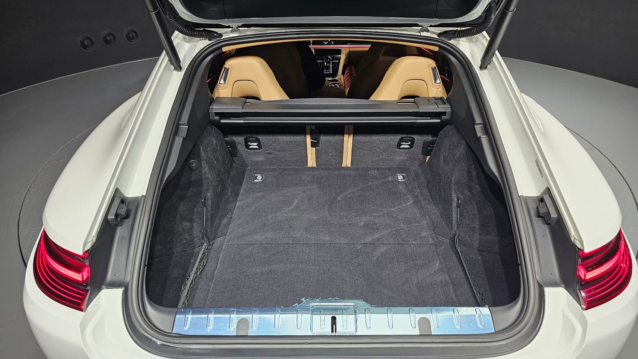 Porsche (971) 3.0 AWD 2018 37/38