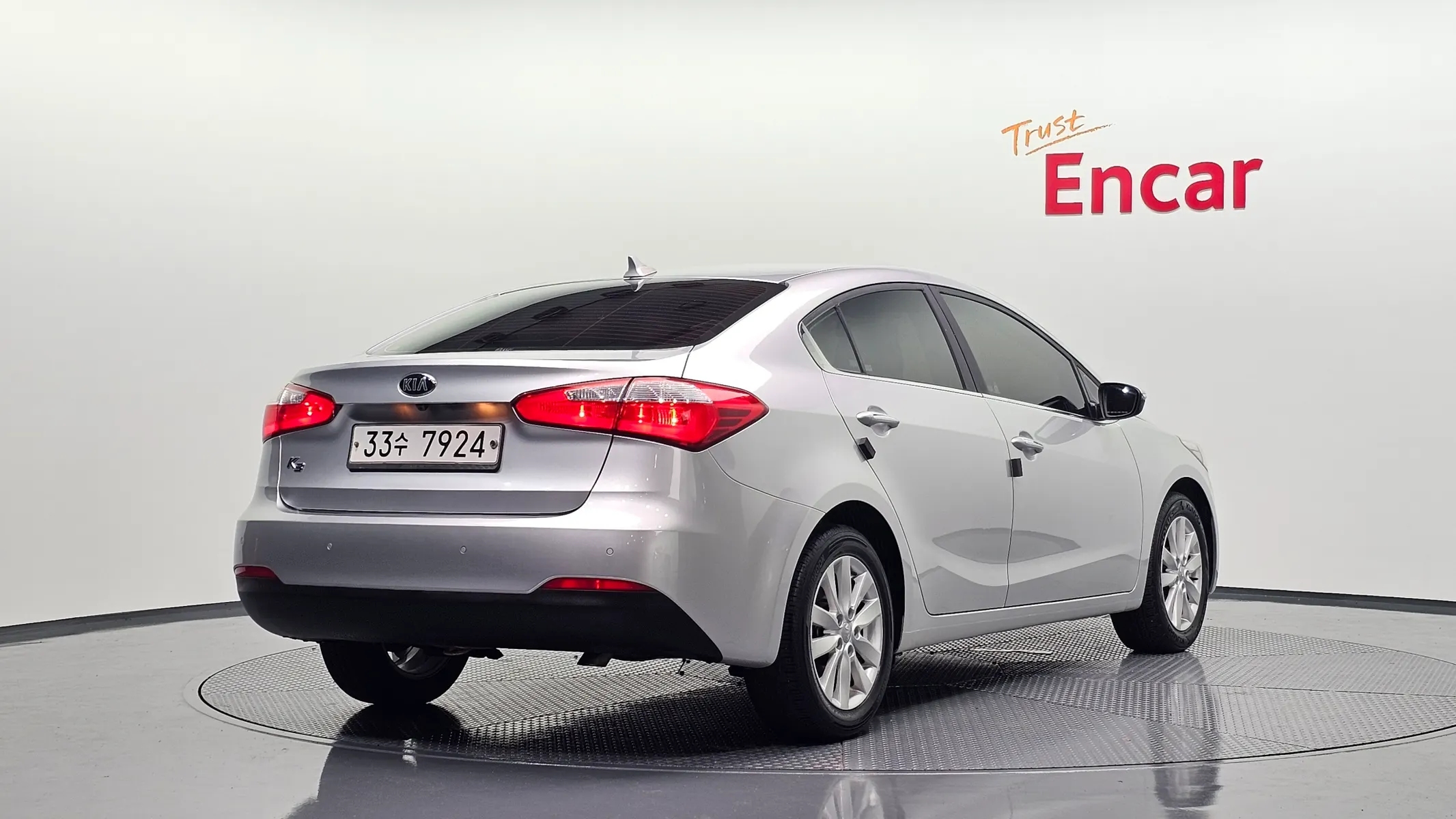 Kia K3 2013 2/32