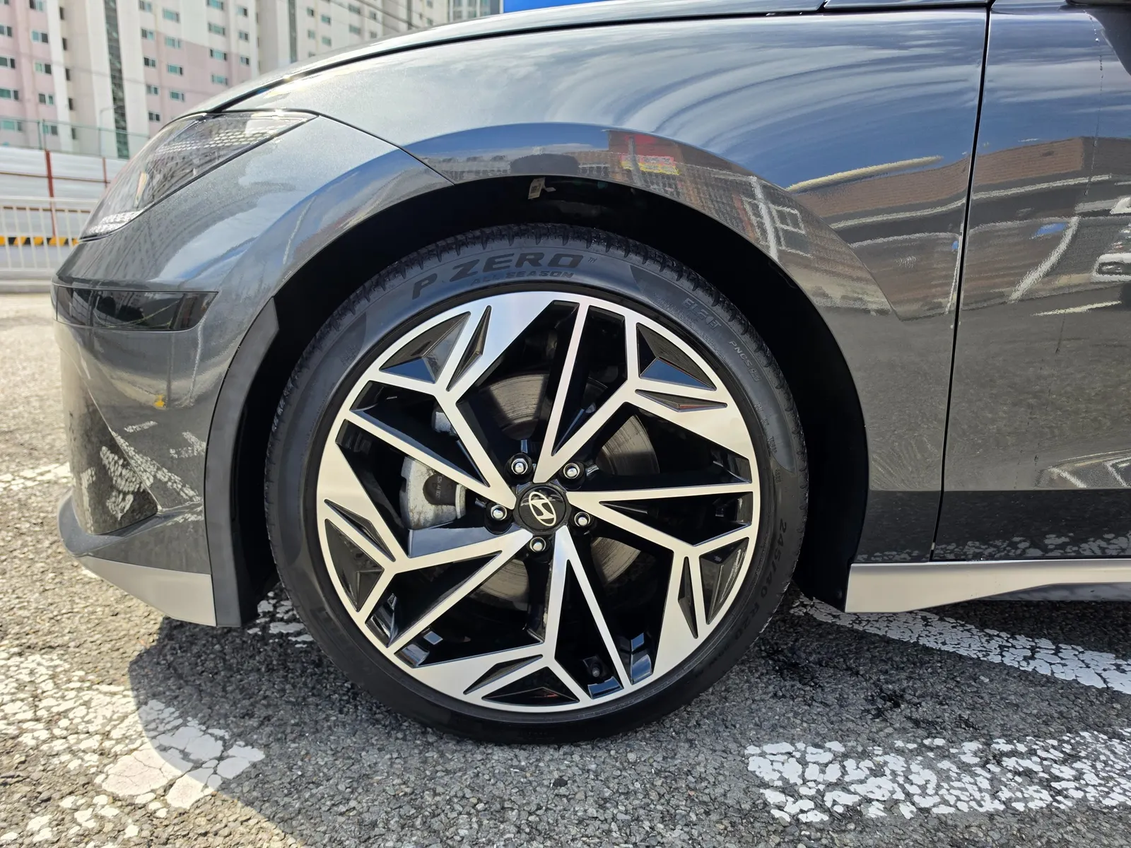 Hyundai Ioniq 6 AWD 2023 4/5