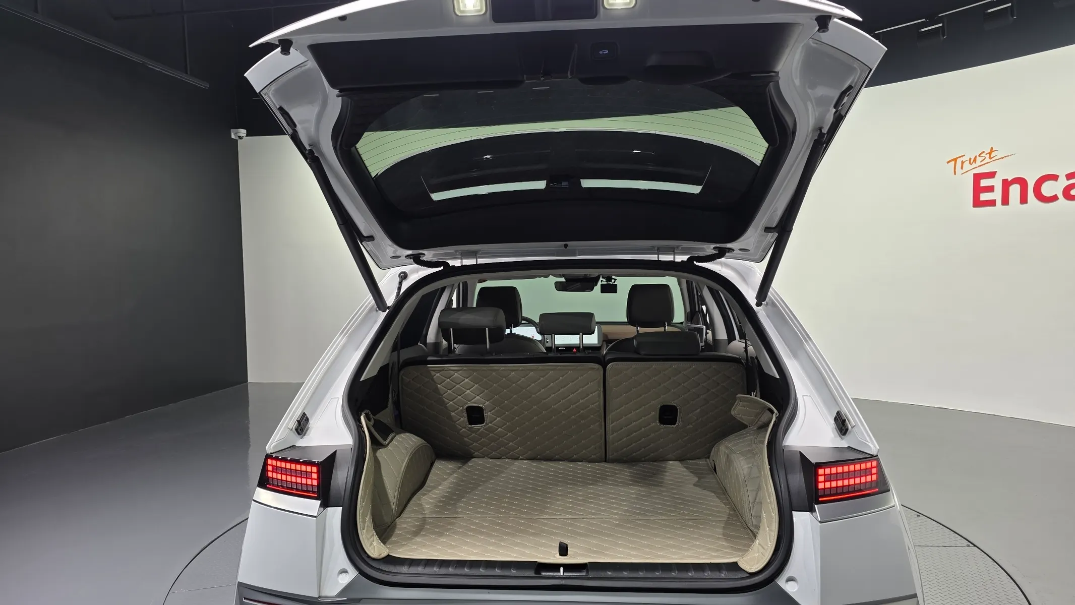 Hyundai Ioniq 5 AWD 2022 36/37